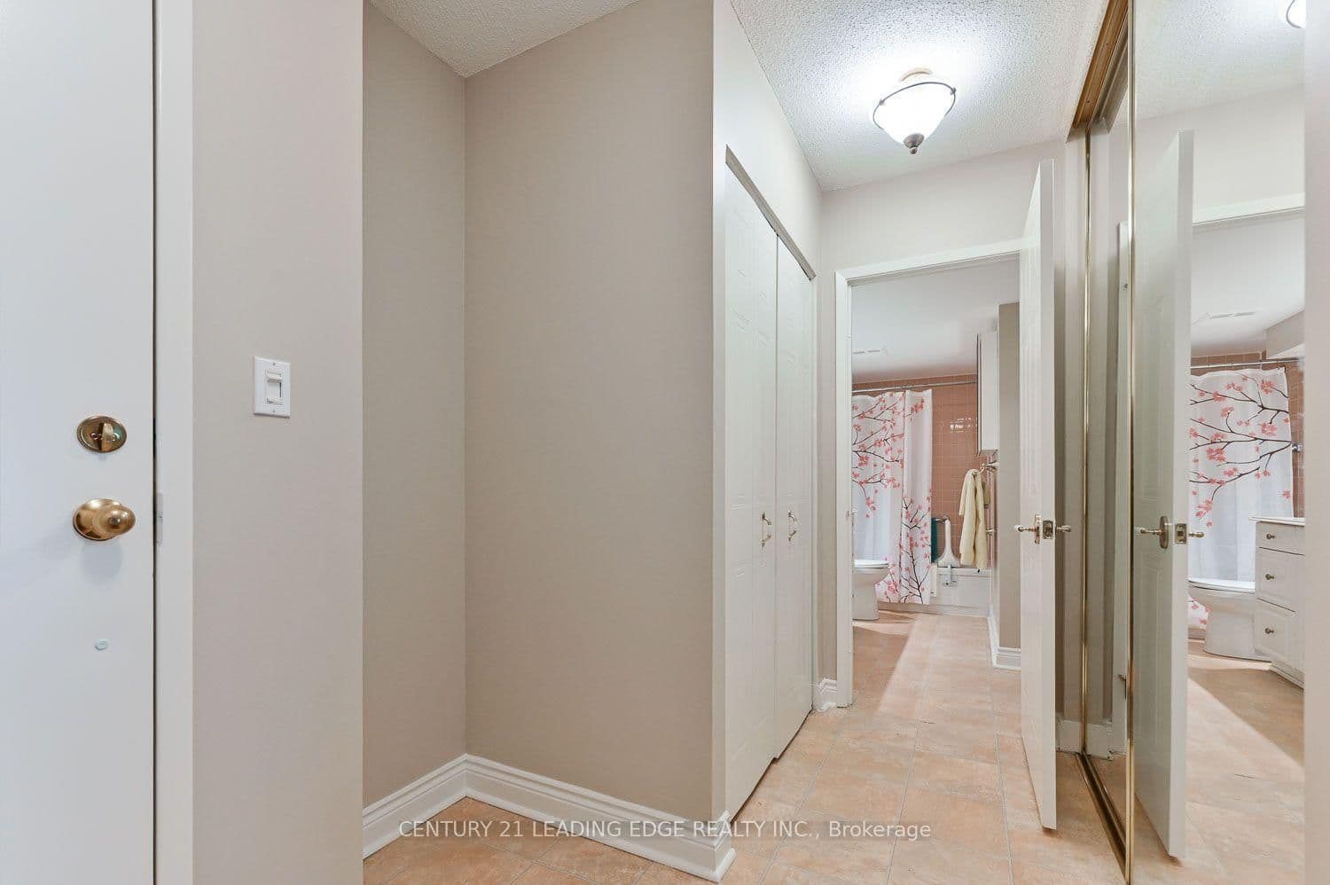 100 Anna Russell Way, Unit 103 thumbnail 5