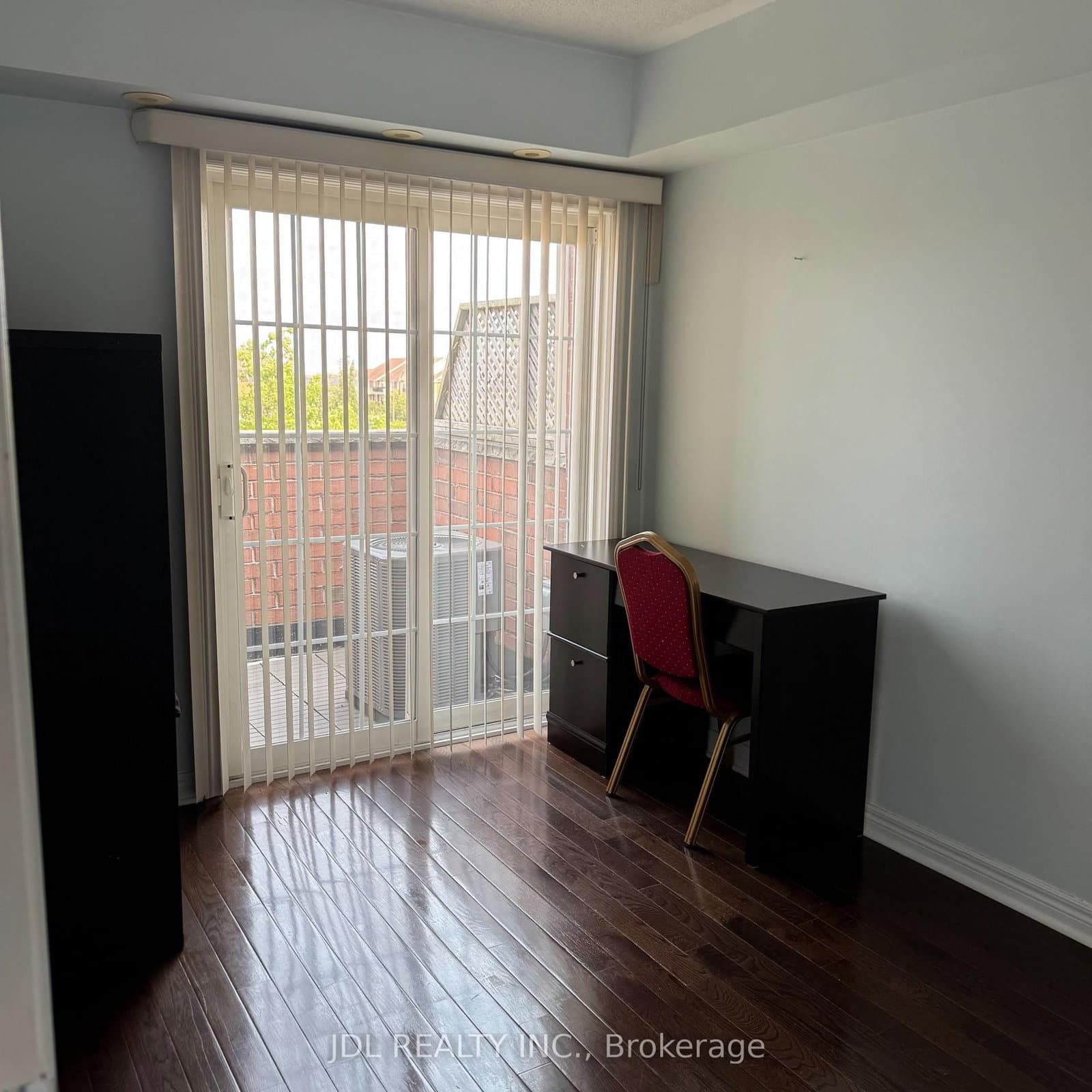 10 Greensborough Village Circle, Unit 27 thumbnail 23