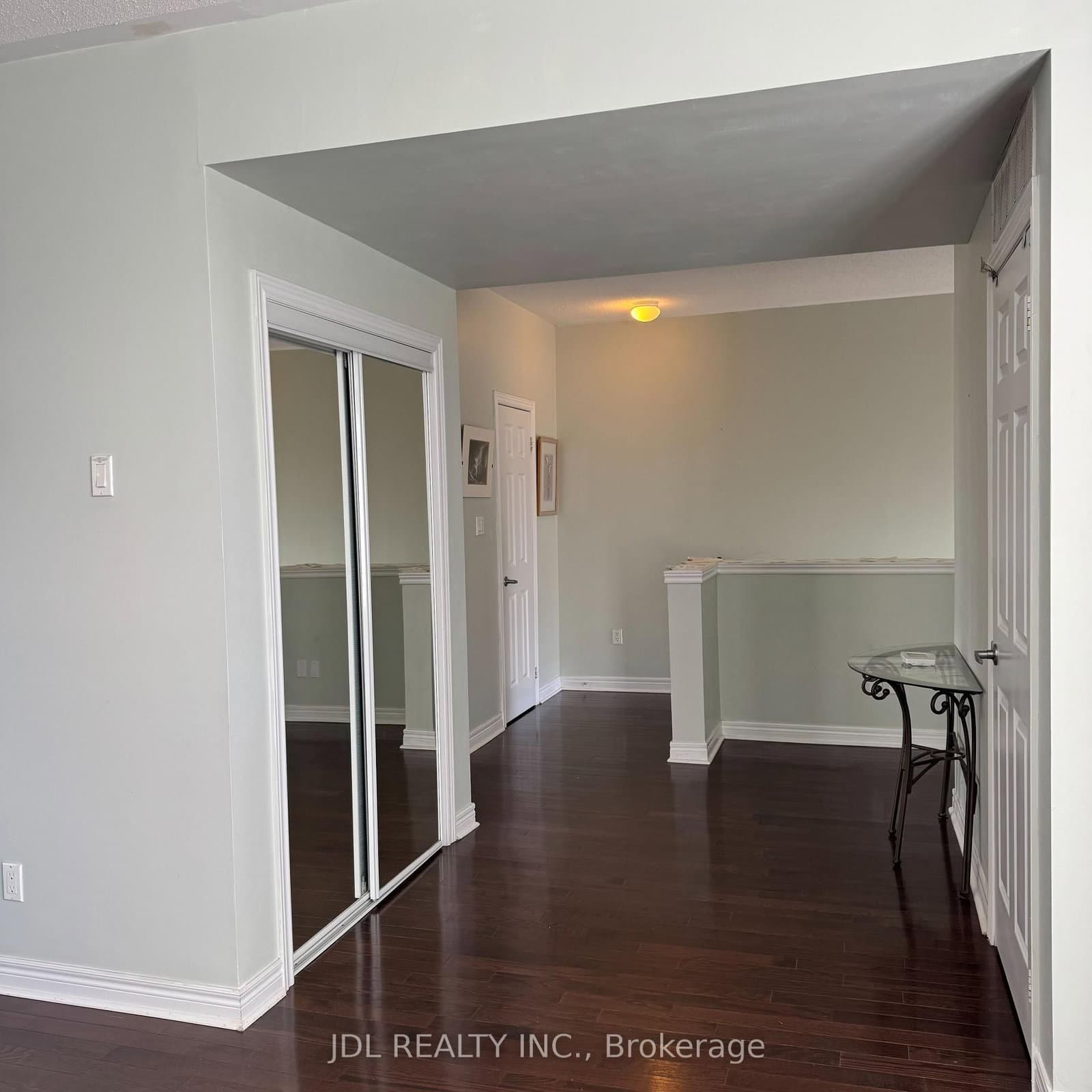 10 Greensborough Village Circle, Unit 27 thumbnail 7
