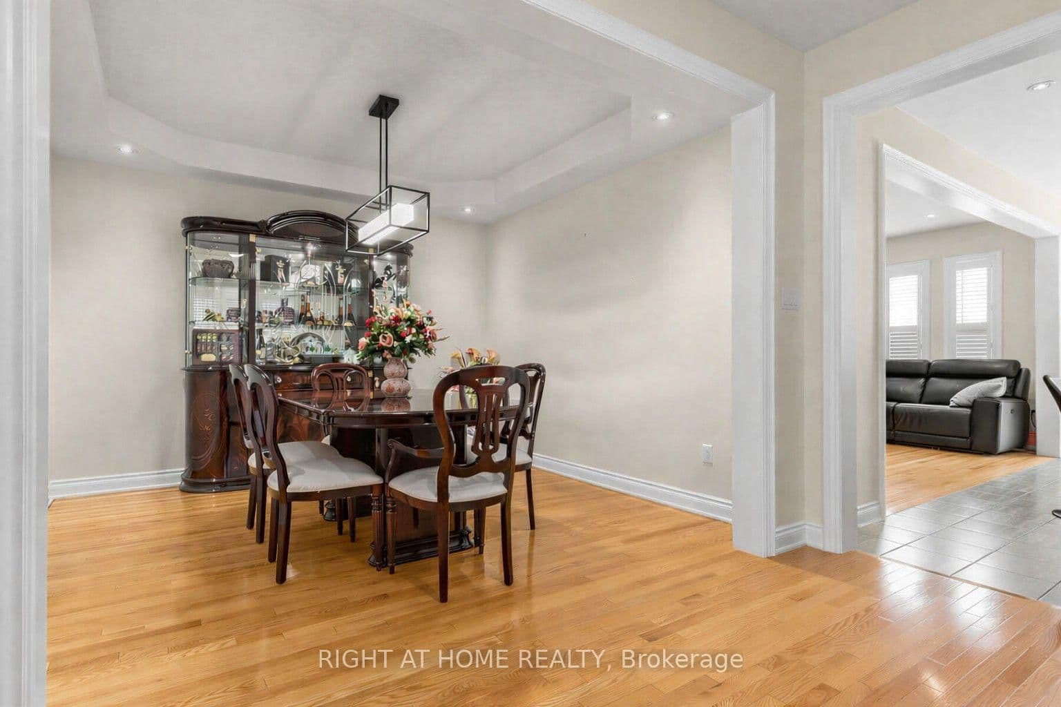 99 Richler Avenue thumbnail 11