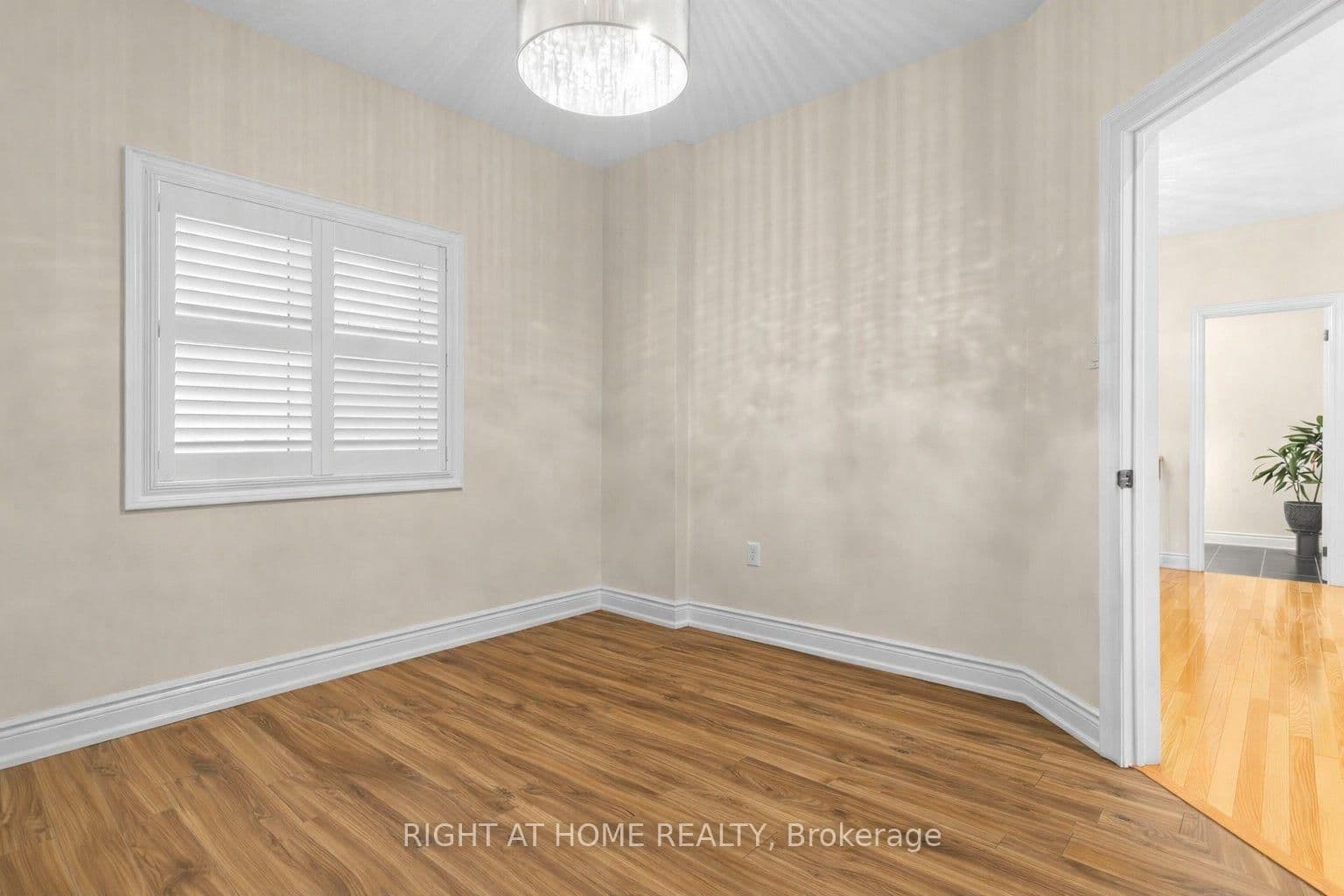 99 Richler Avenue thumbnail 25