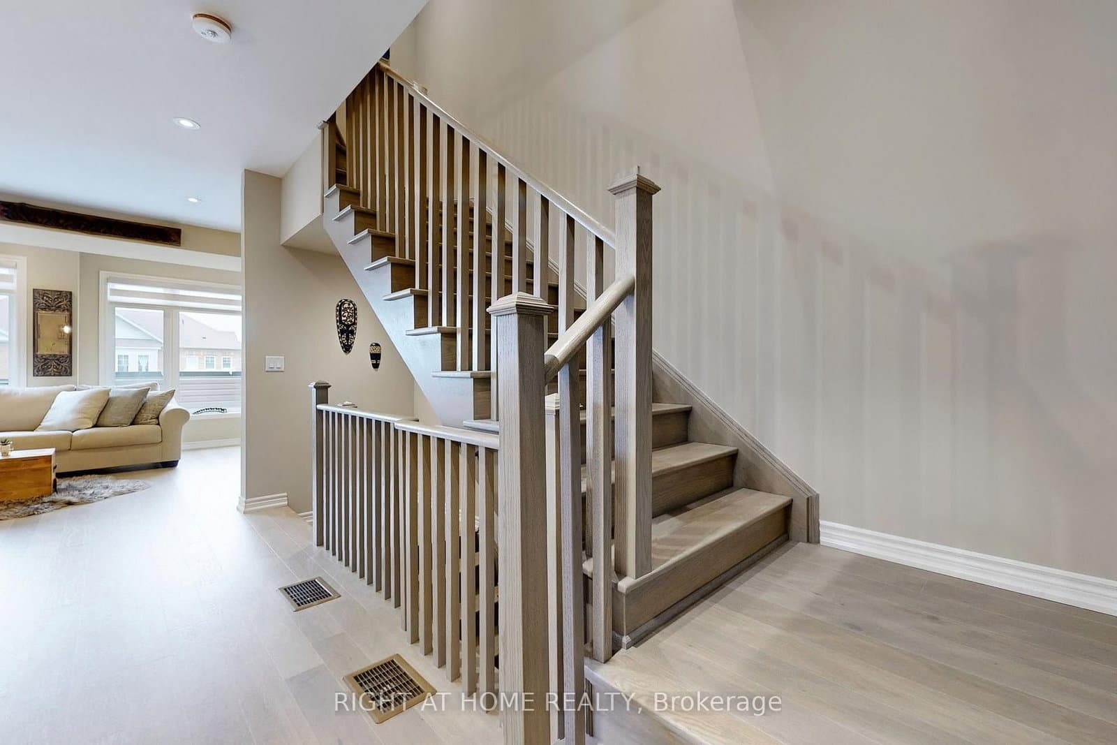 279 Moody Drive thumbnail 14
