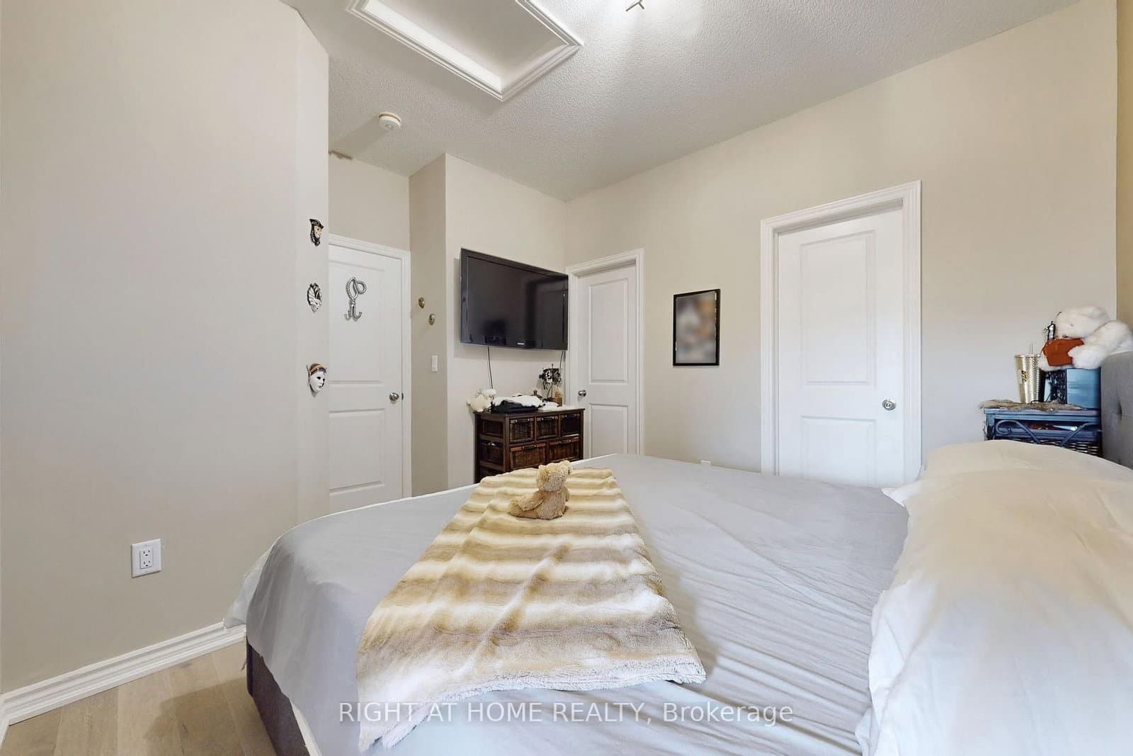 279 Moody Drive thumbnail 16