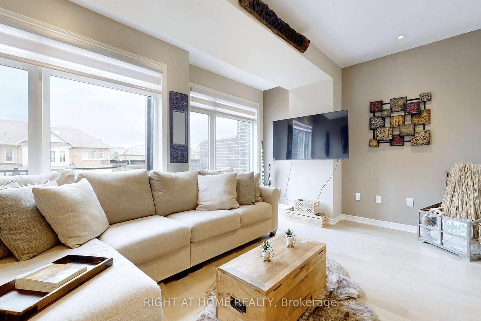 279 Moody Drive thumbnail 5