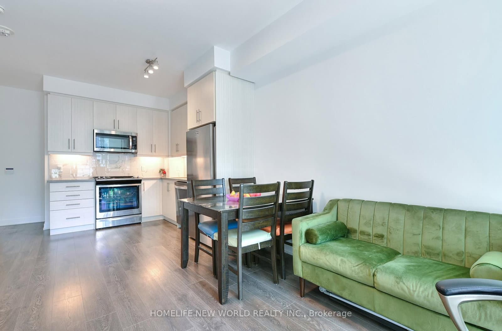 85 Oneida Crescent, Unit 811 thumbnail 12