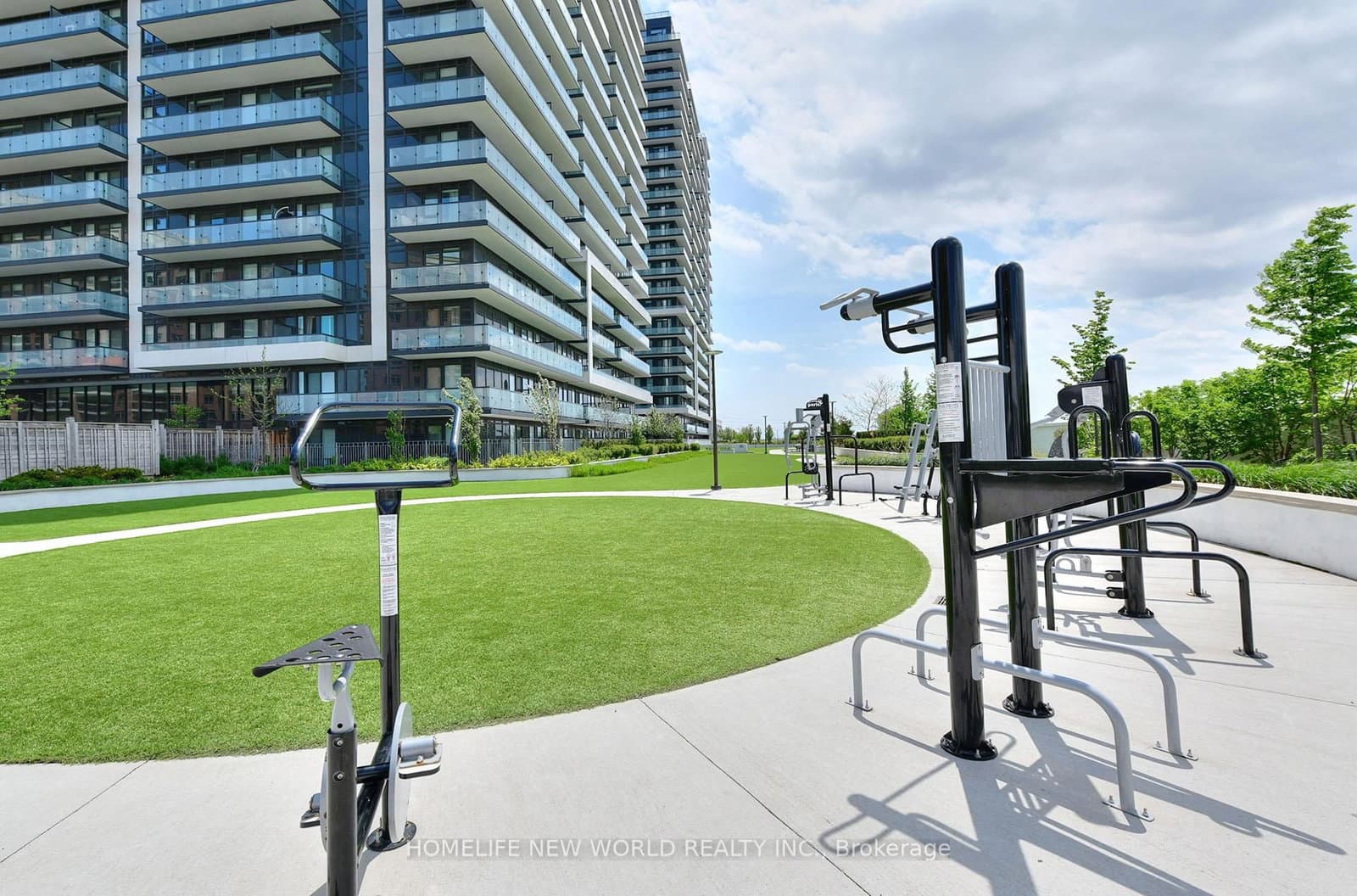 85 Oneida Crescent, Unit 811 thumbnail 24
