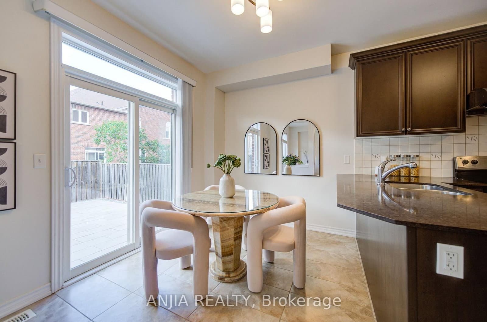 92 Carolina Rose Crescent thumbnail 21