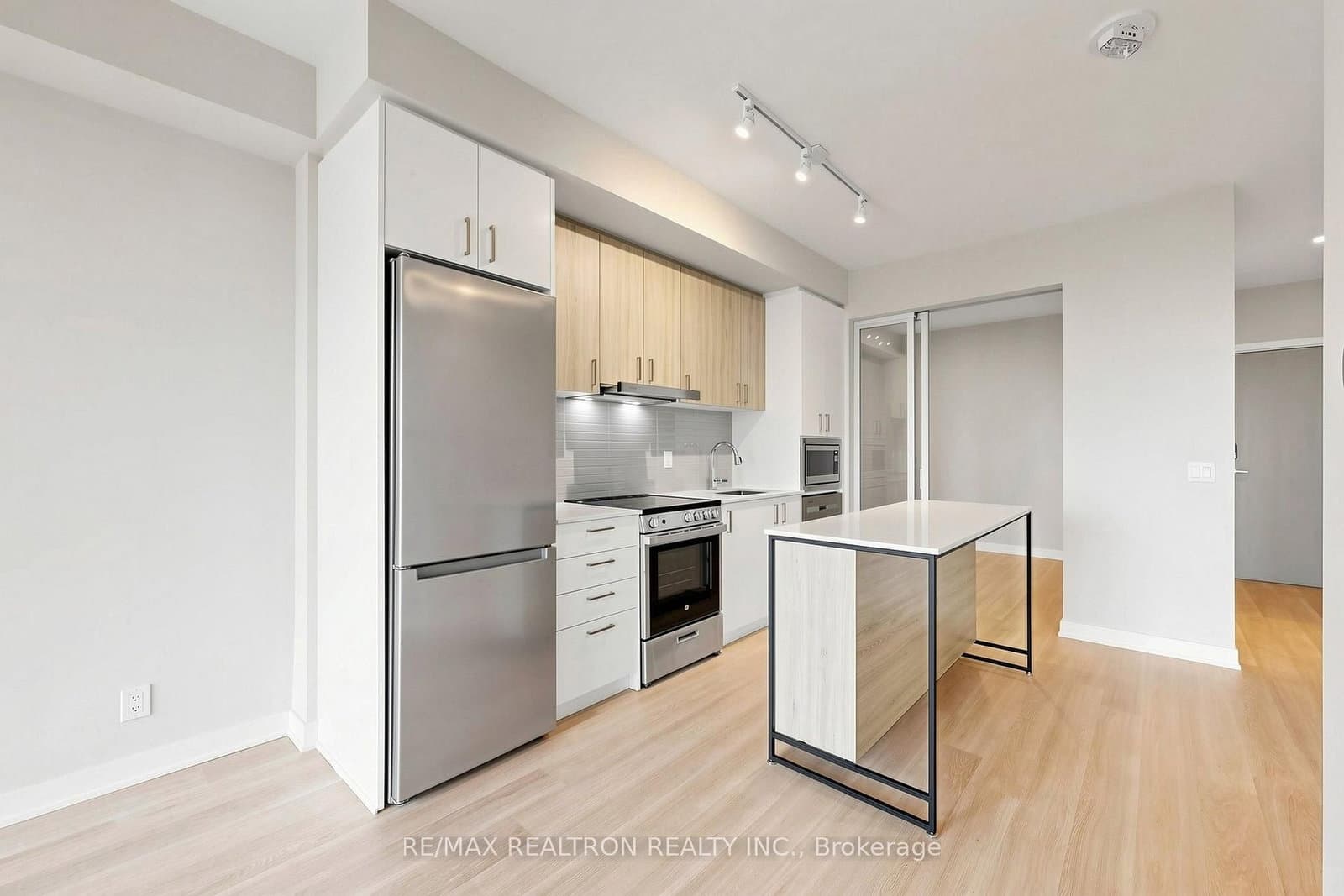 50 Upper Mall Way, Unit 1909 thumbnail 11
