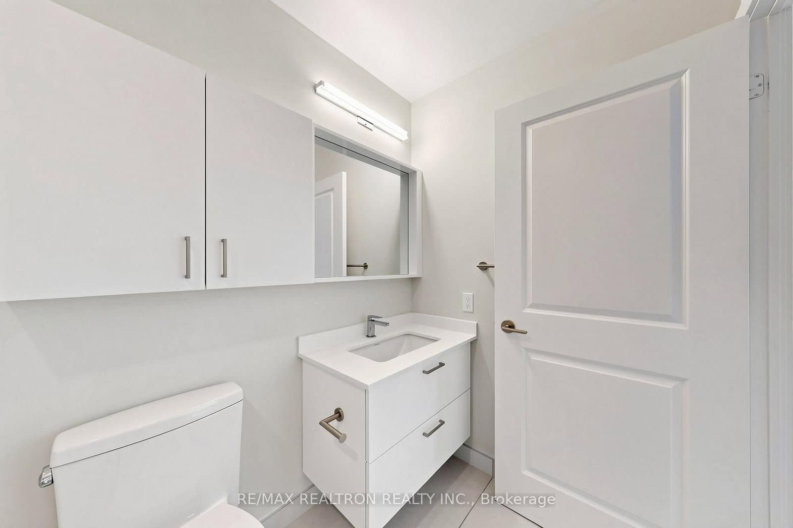 50 Upper Mall Way, Unit 1909 thumbnail 20