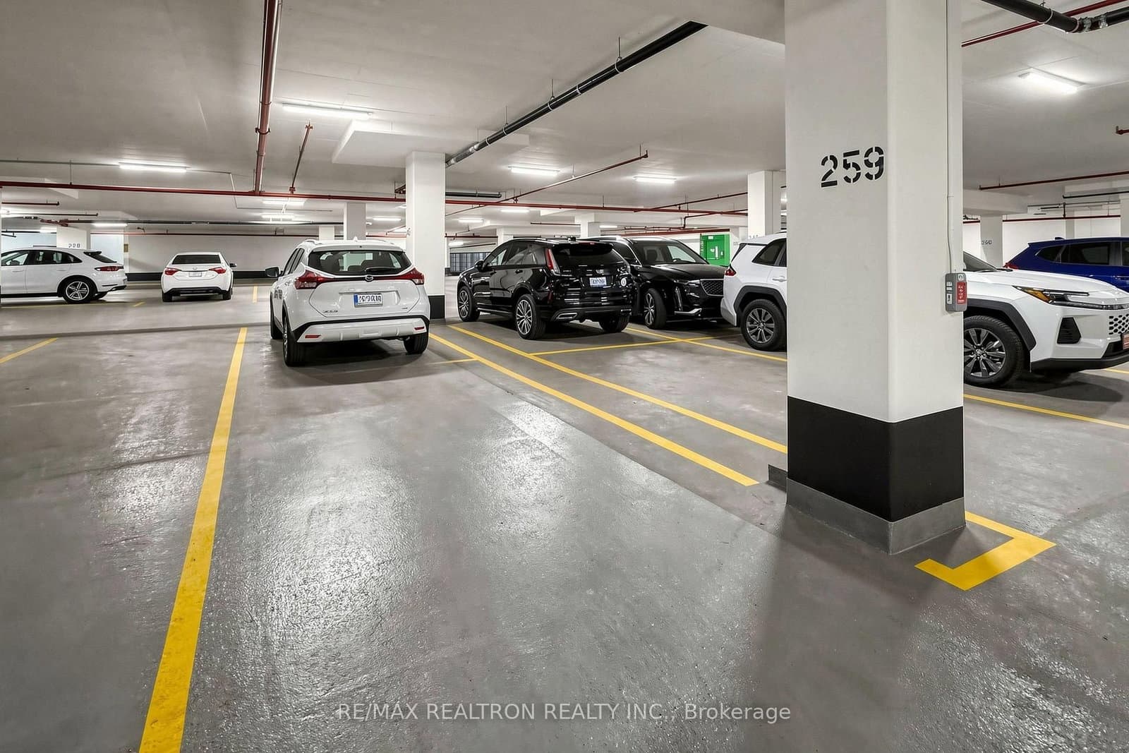 50 Upper Mall Way, Unit 1909 thumbnail 38