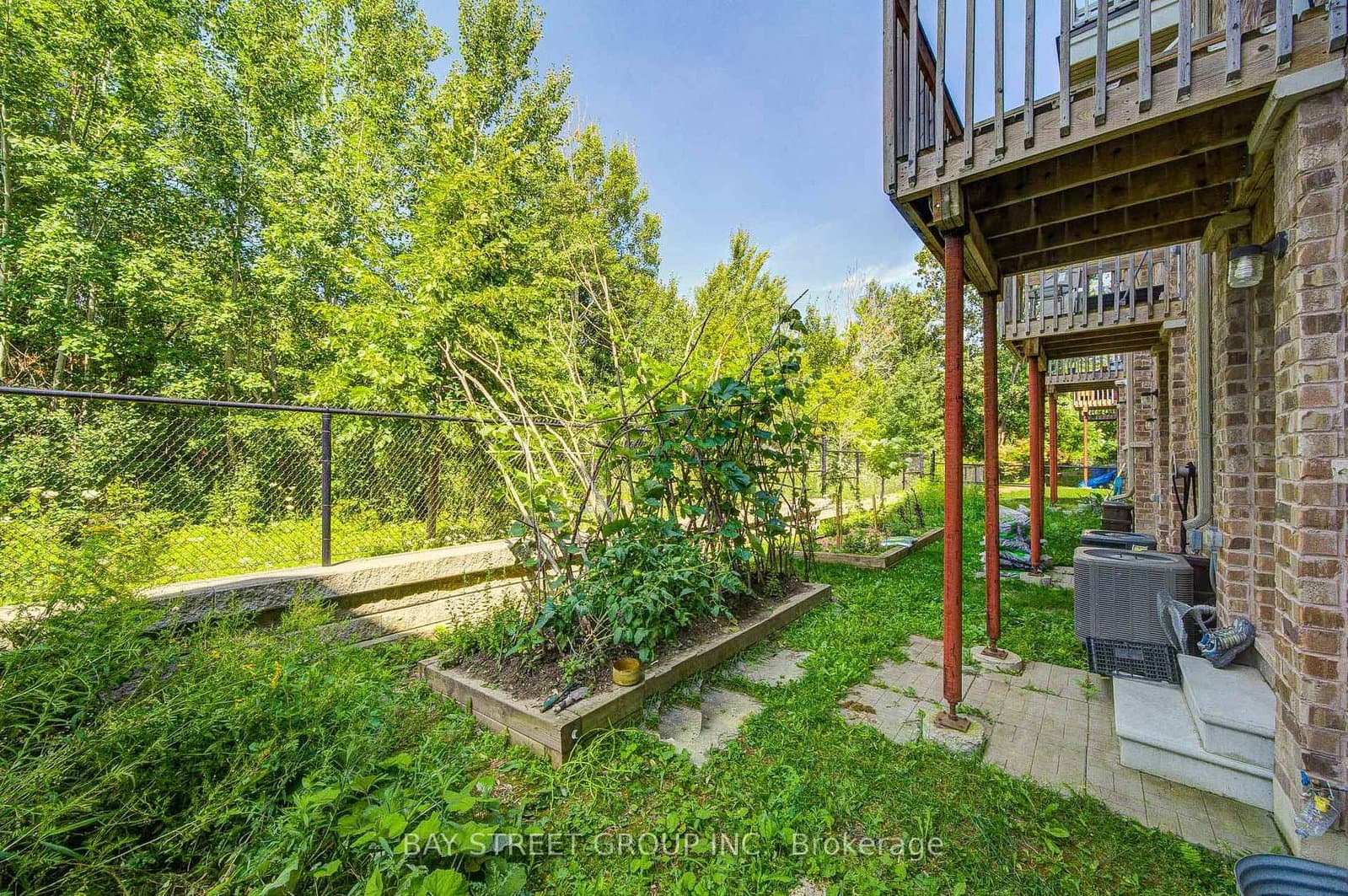 48 Roy Grove Way thumbnail 34