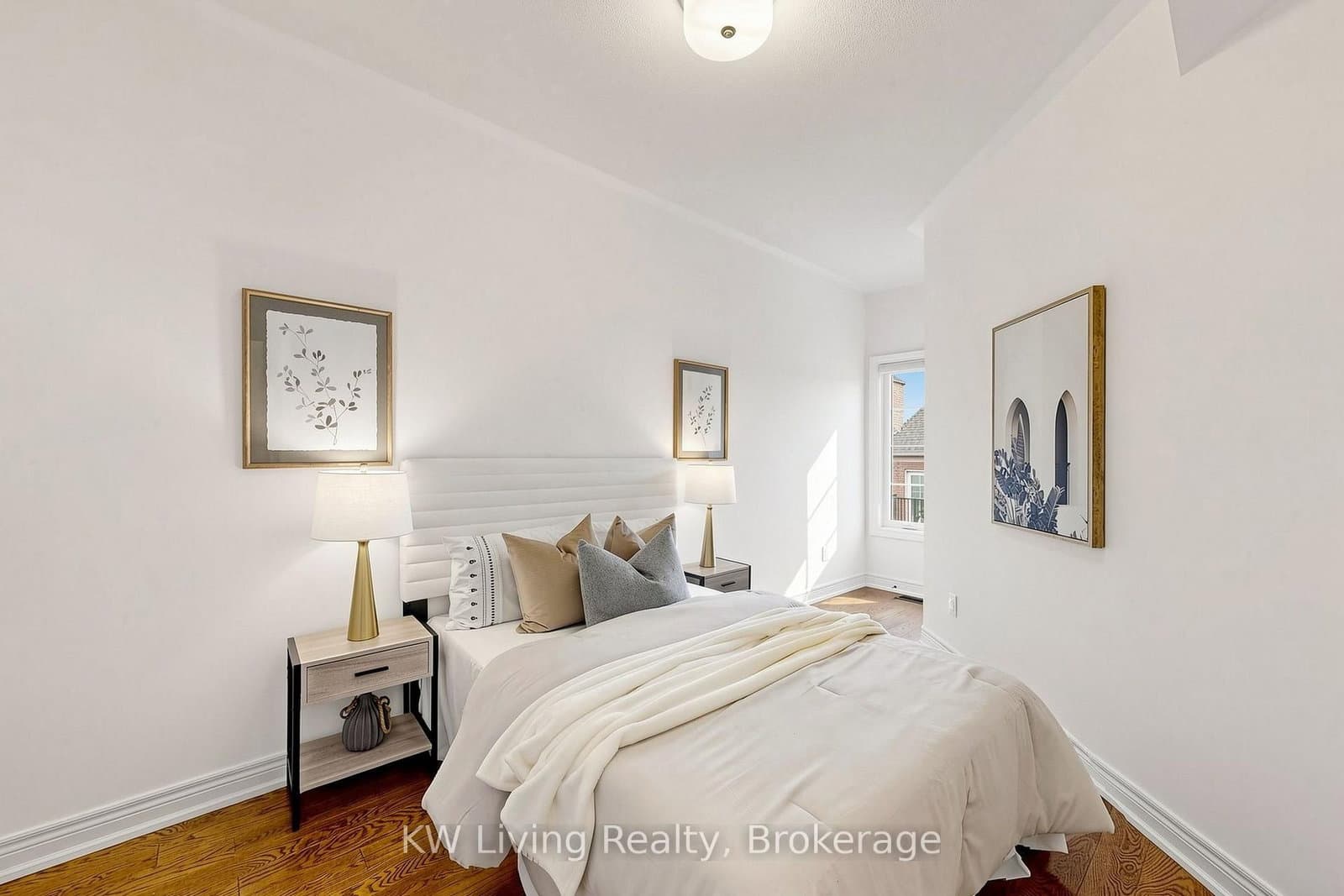 9370 Kennedy Road thumbnail 27