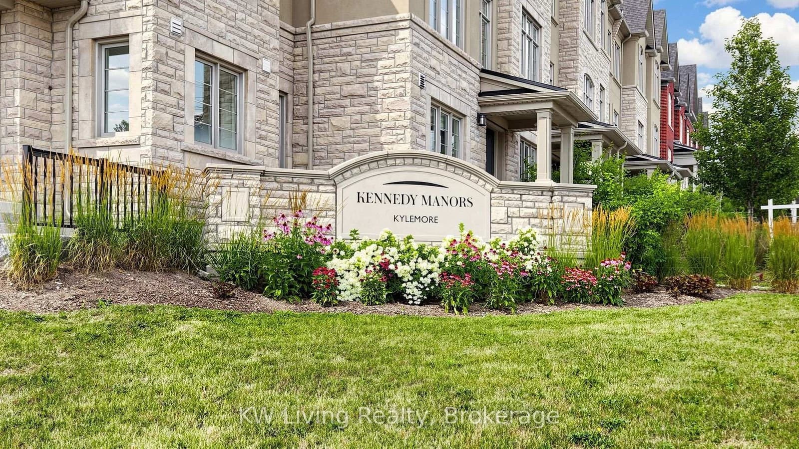 9370 Kennedy Road thumbnail 4