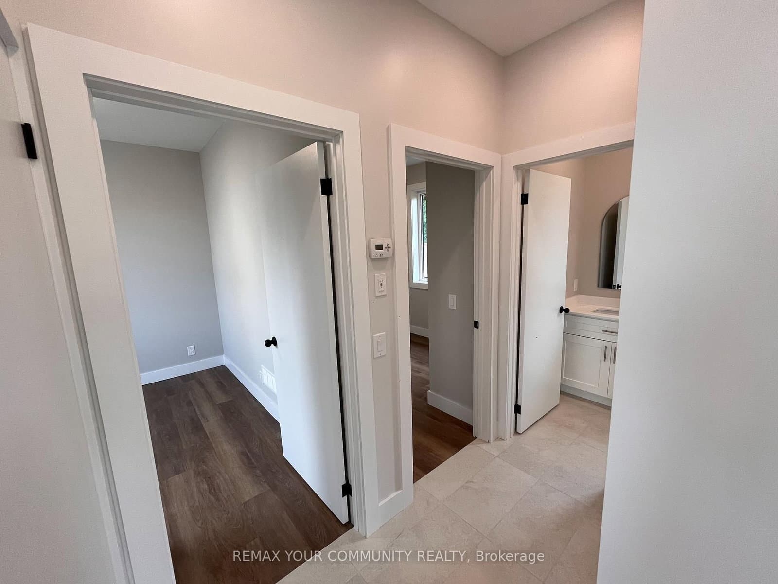 19 Cousins Drive, Unit 3 thumbnail 3