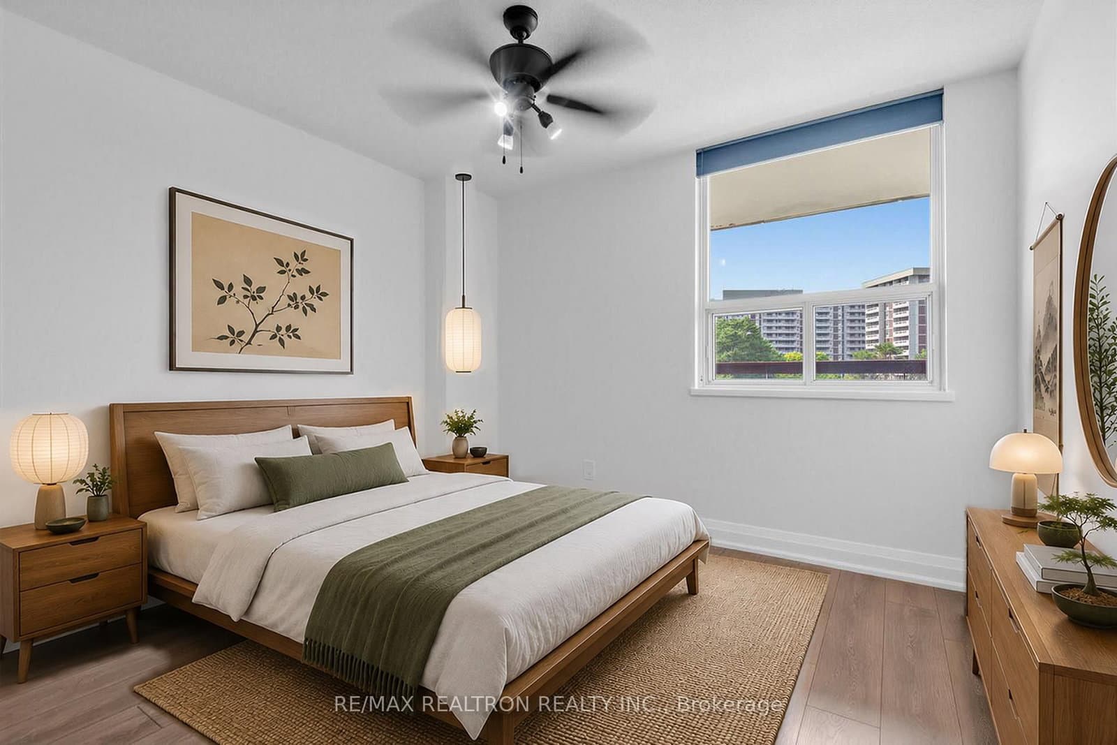 1 Royal Orchard Boulevard, Unit 211 thumbnail 18