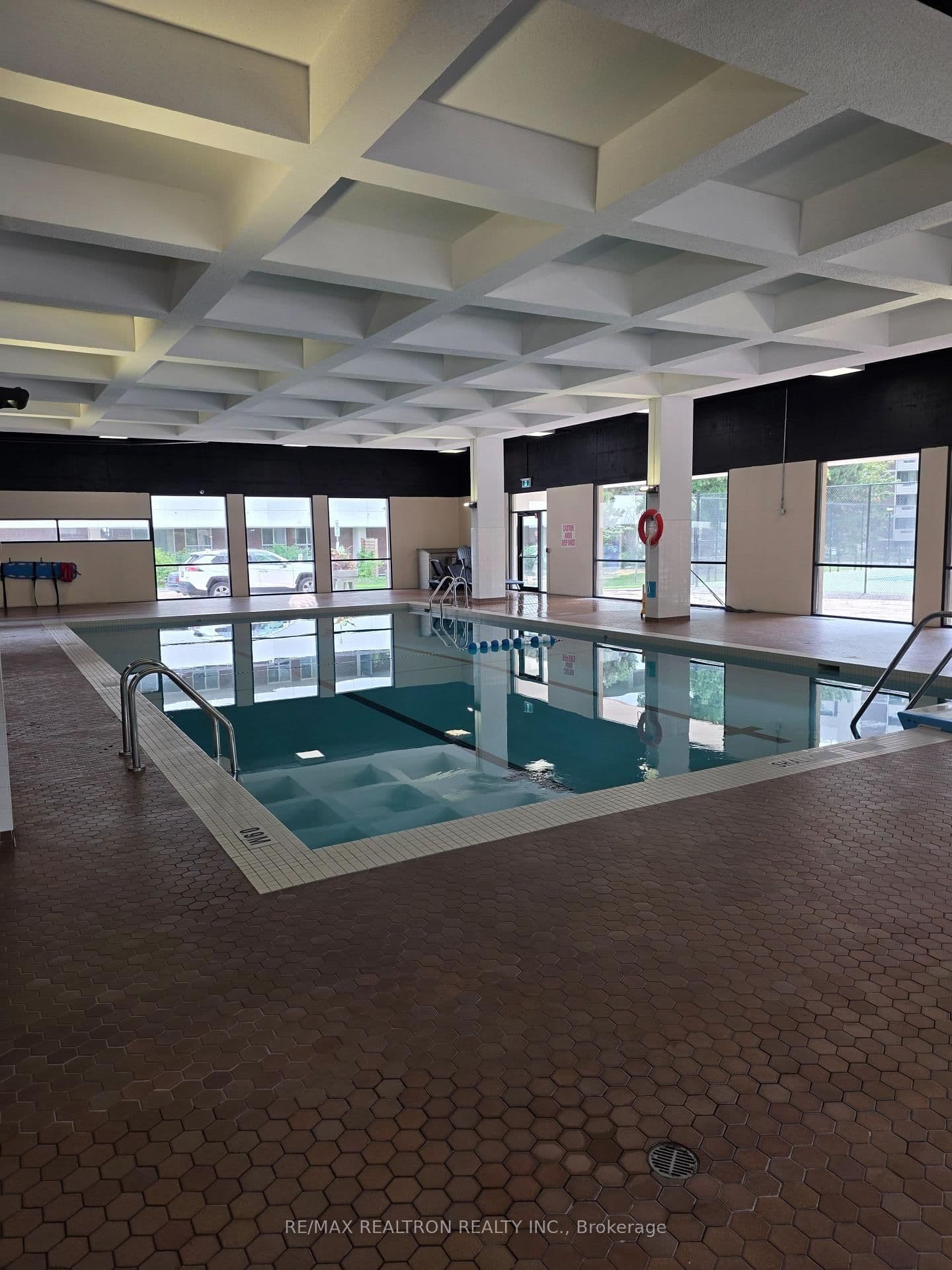 1 Royal Orchard Boulevard, Unit 211 thumbnail 27