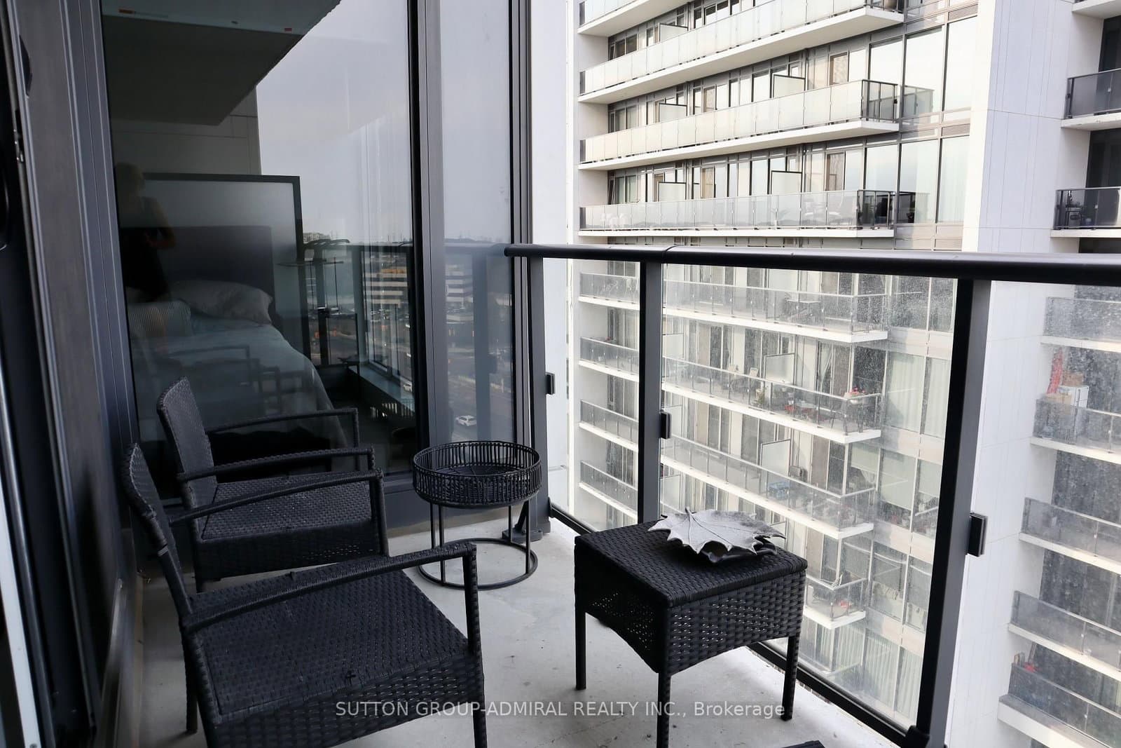 9618 Yonge Street, Unit 1008 thumbnail 14