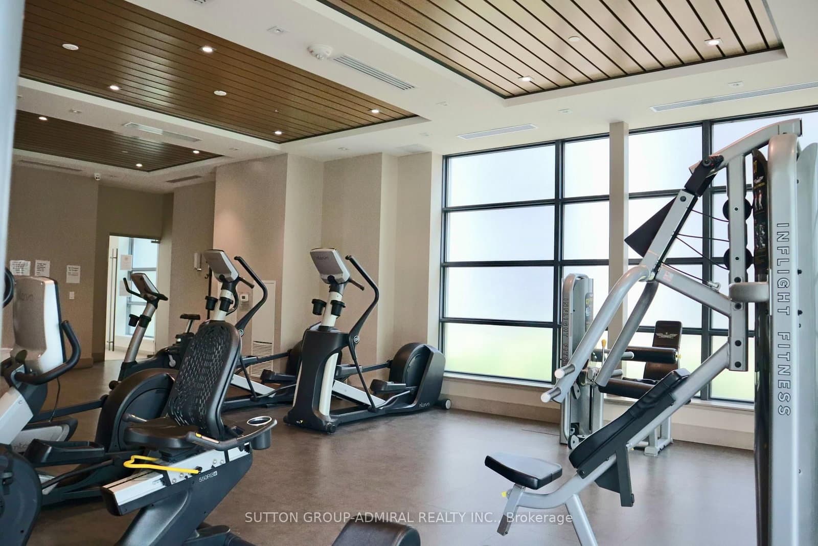 9618 Yonge Street, Unit 1008 thumbnail 18