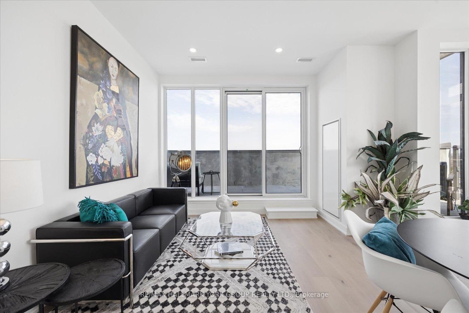 705 Davis Drive, Unit 1503 thumbnail 8