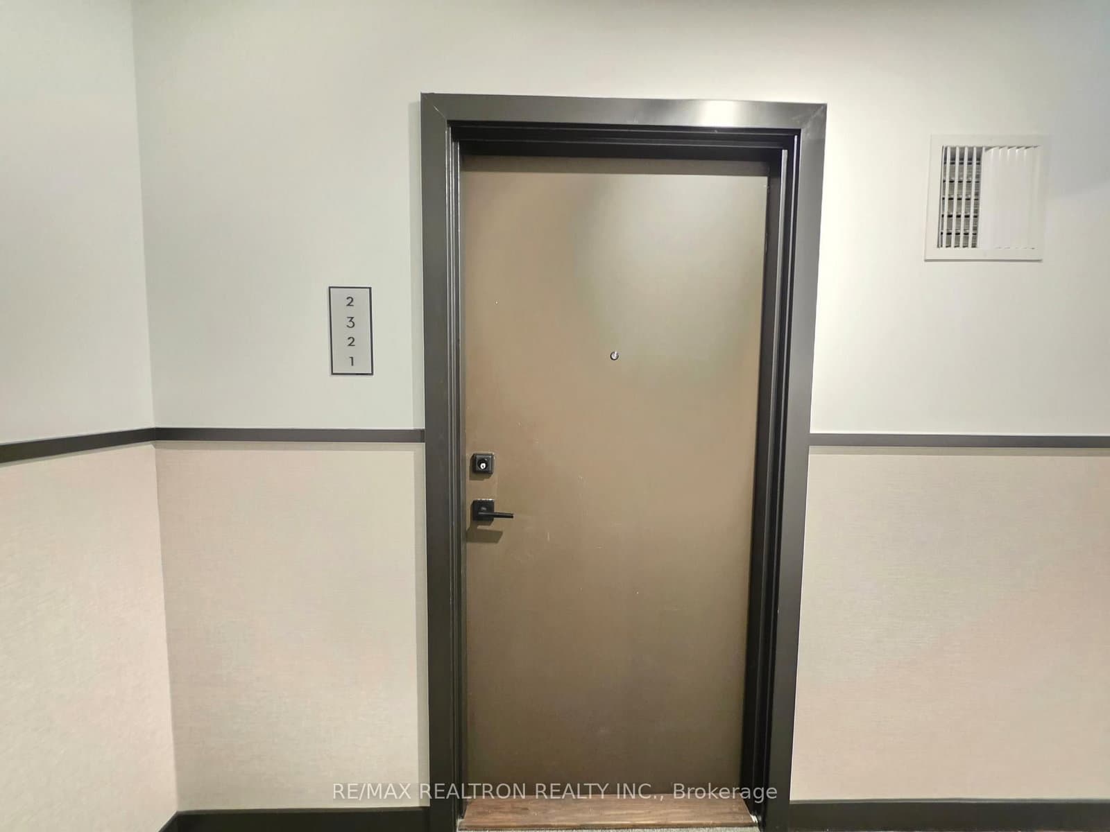 10 Abeja Street, Unit 2321 thumbnail 12