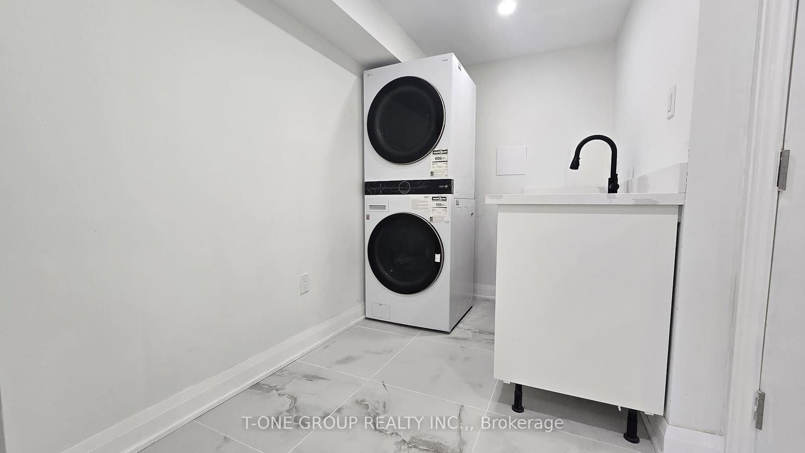 13 Eberly Woods Drive, Unit BSMT B thumbnail 5