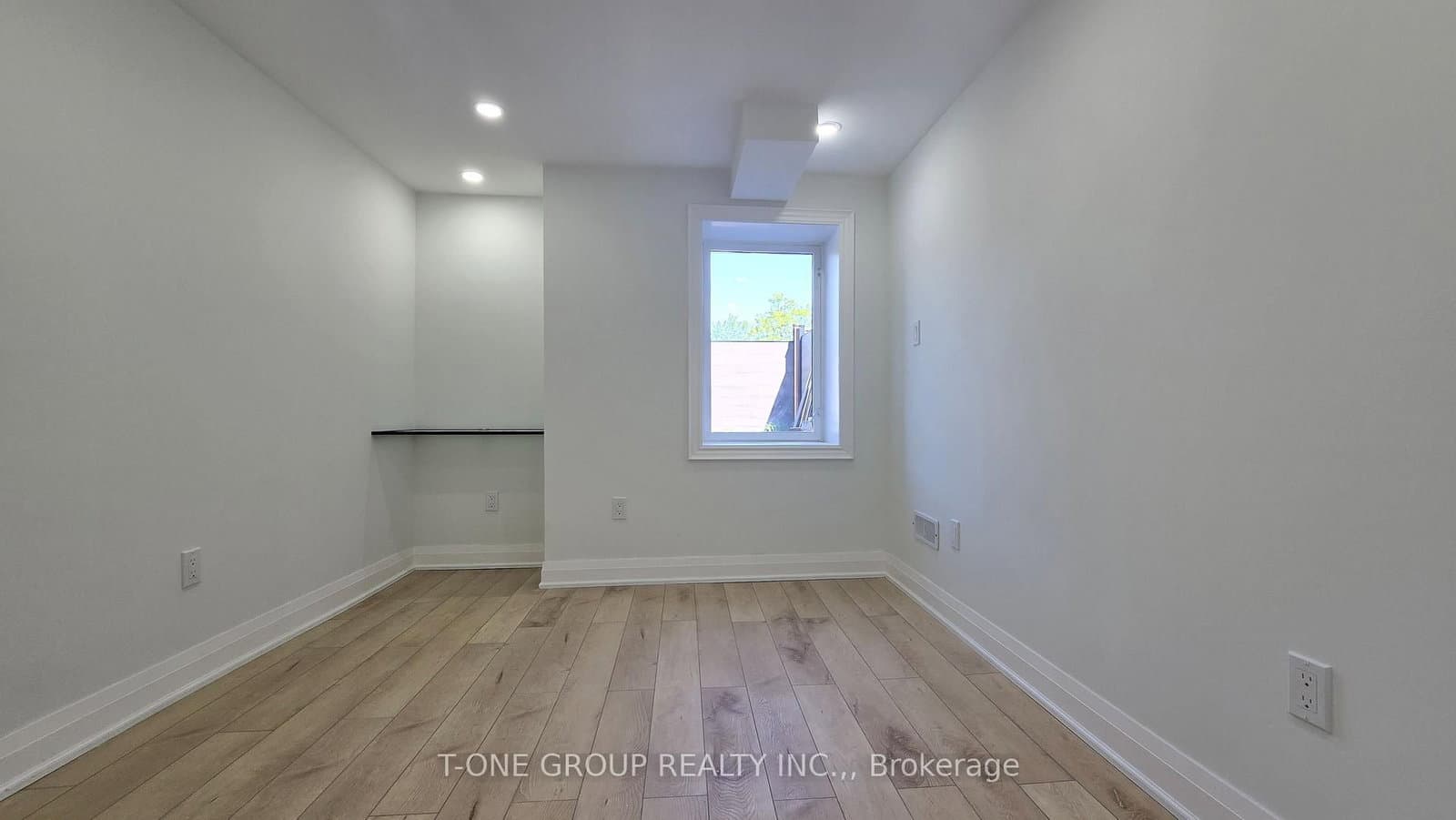 13 Eberly Woods Drive, Unit BSMT B thumbnail 9