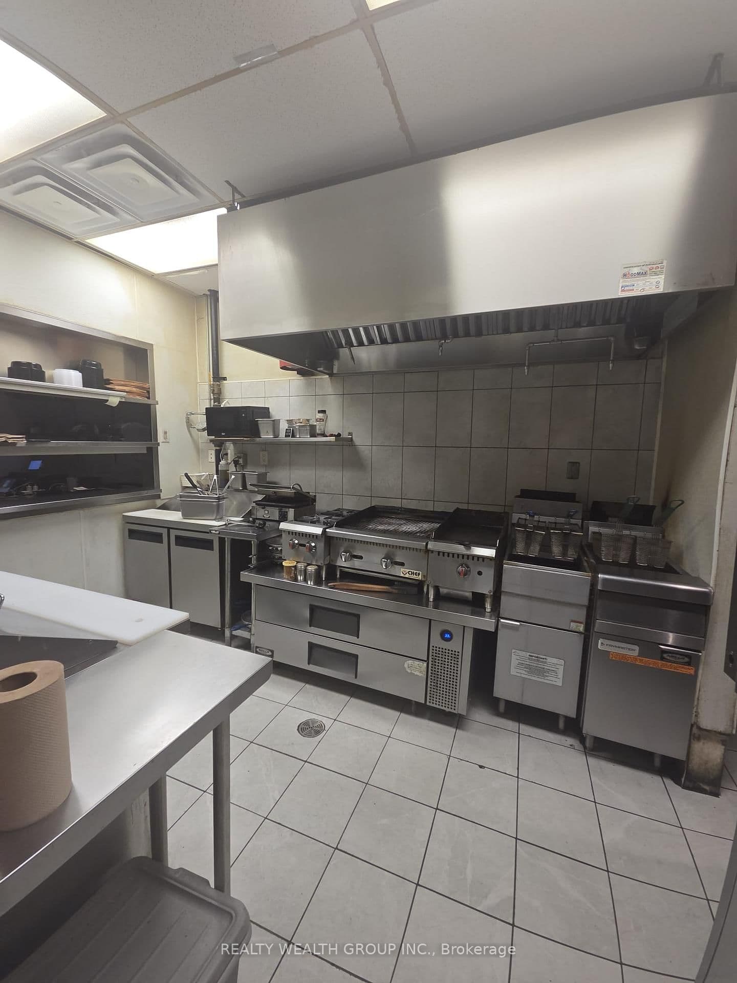 9737 Yonge Street, Unit 211 thumbnail 13