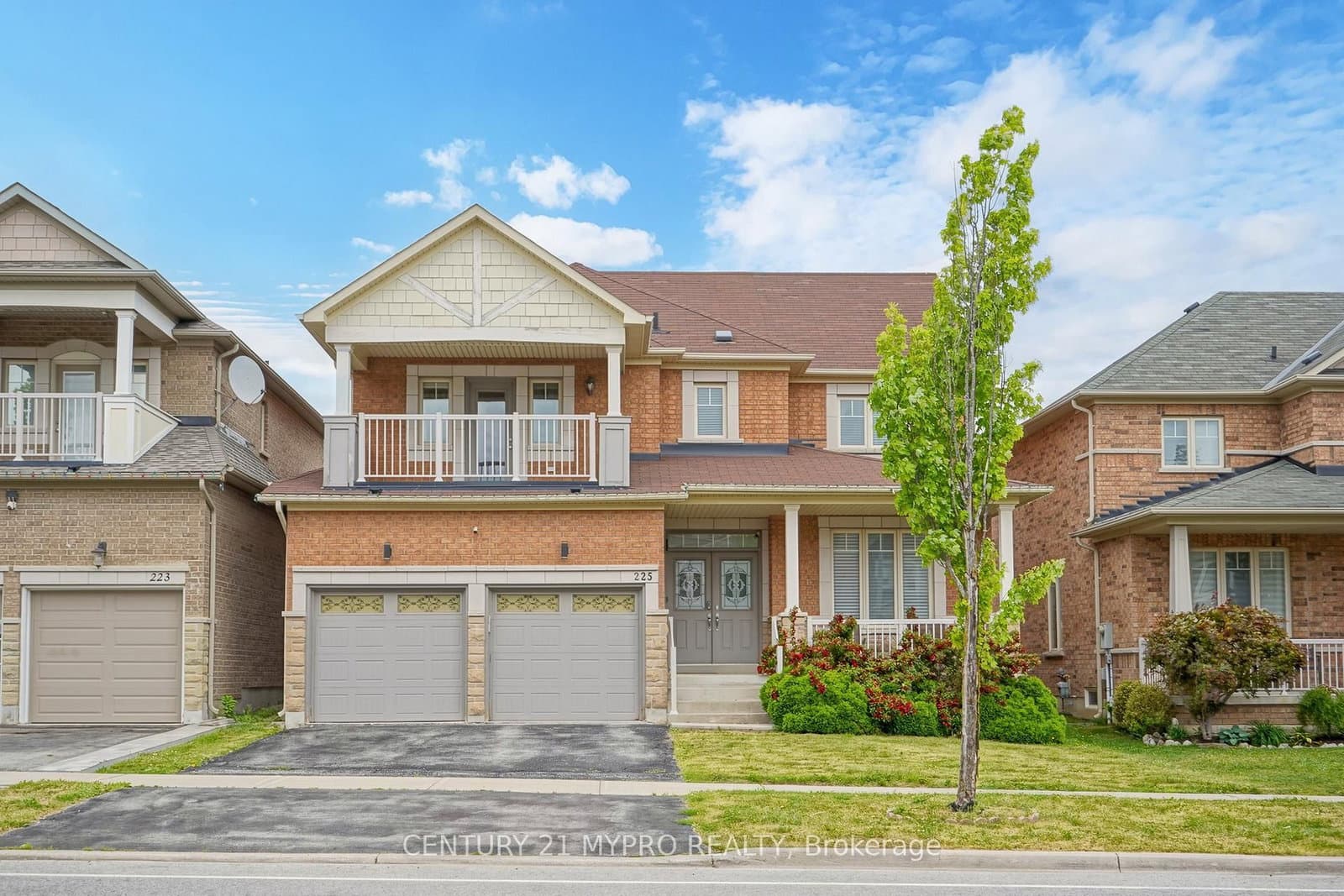 225 Silver Maple Road - Image 1