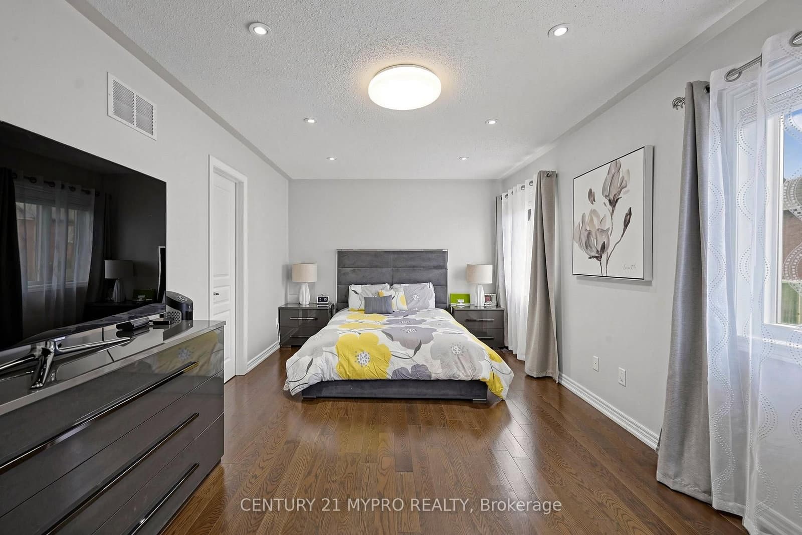 225 Silver Maple Road thumbnail 18