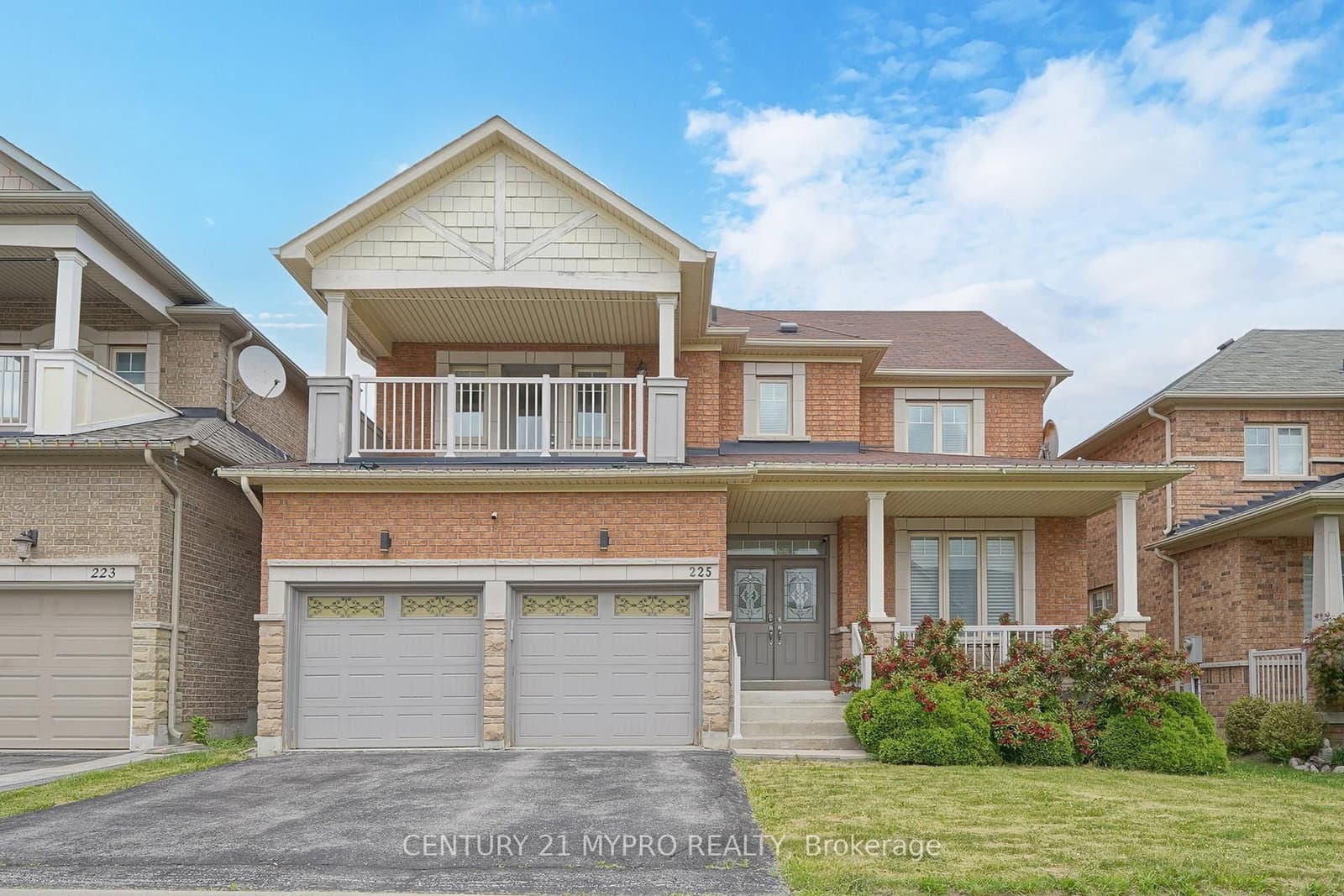 225 Silver Maple Road thumbnail 3