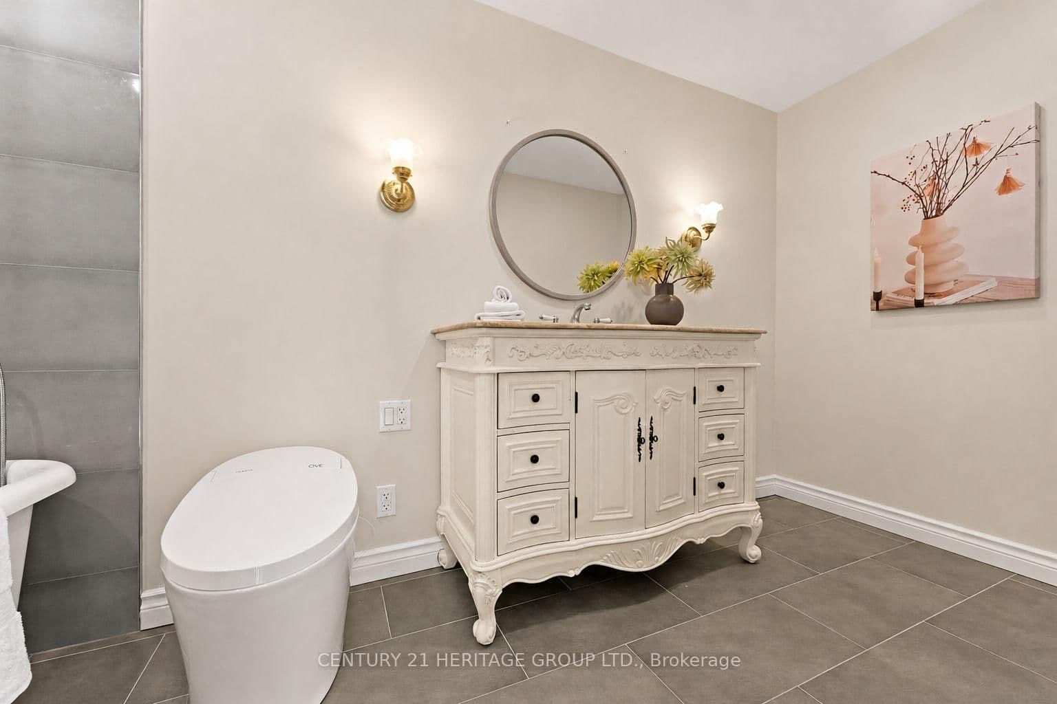 15390 Yonge Street, Unit PH 1 thumbnail 12