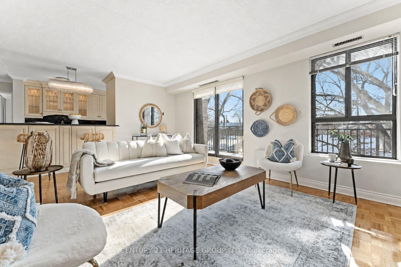 15390 Yonge Street, Unit PH 1 thumbnail 19
