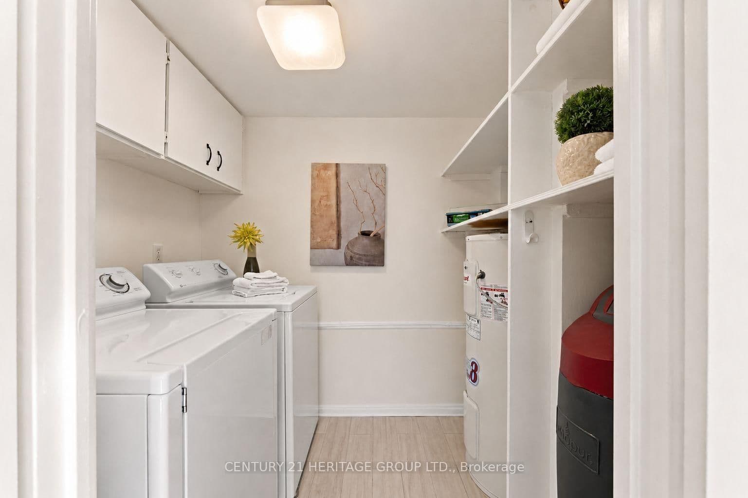 15390 Yonge Street, Unit PH 1 thumbnail 23