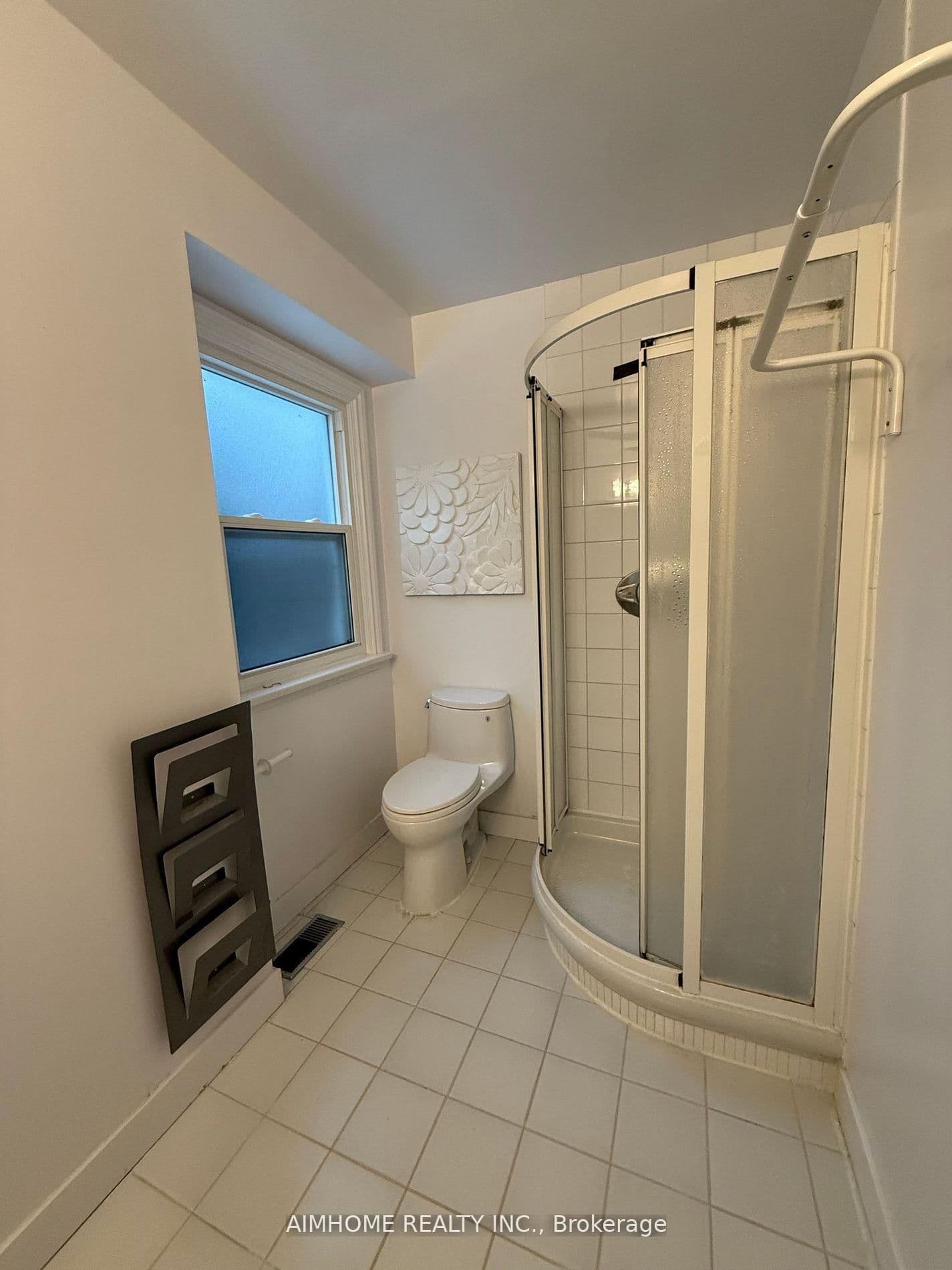 338 Steeles Avenue E thumbnail 13