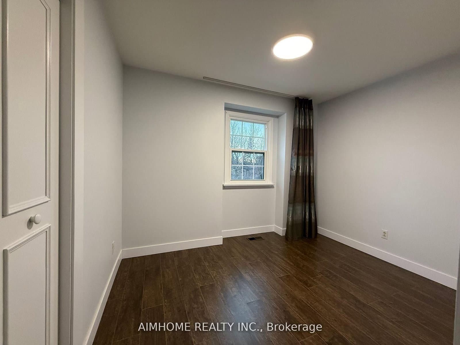 338 Steeles Avenue E thumbnail 21