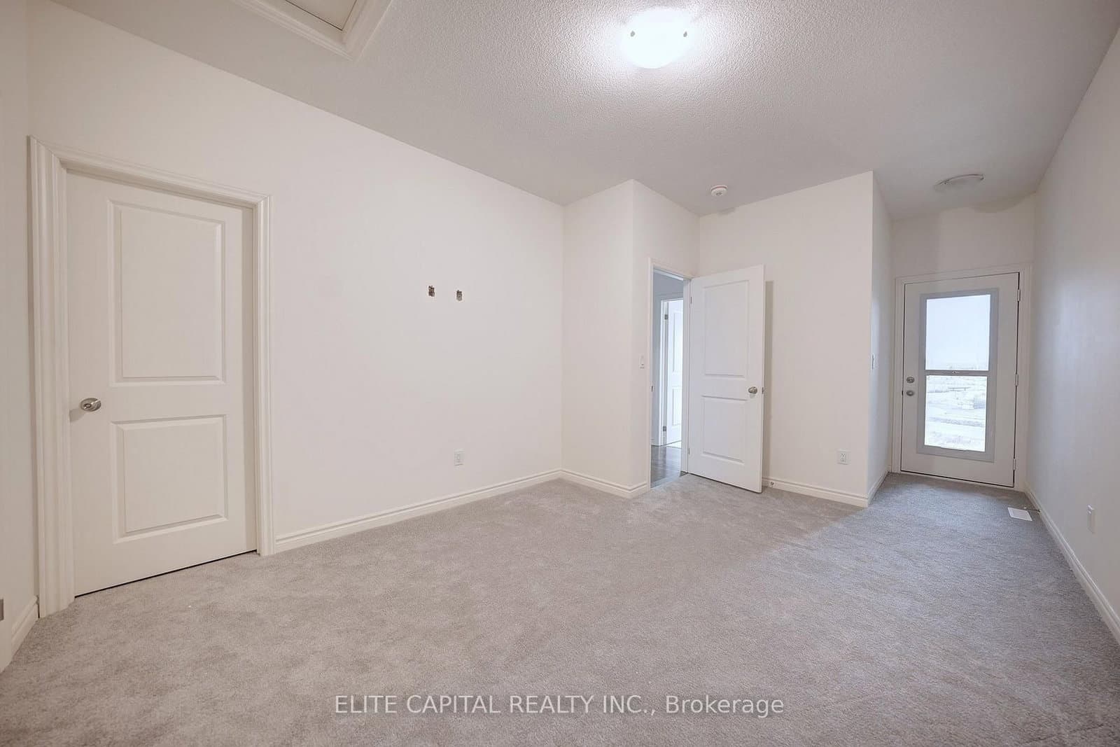 84 Holyrood Crescent thumbnail 11