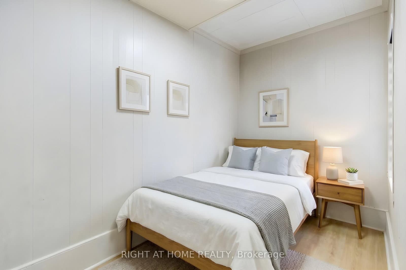 443 Ontario Street, Unit Main Floor thumbnail 22