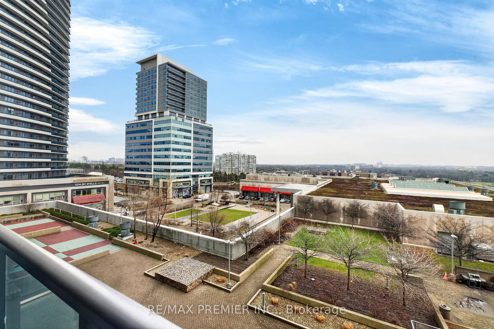 7167 Yonge Street, Unit 608 thumbnail 10