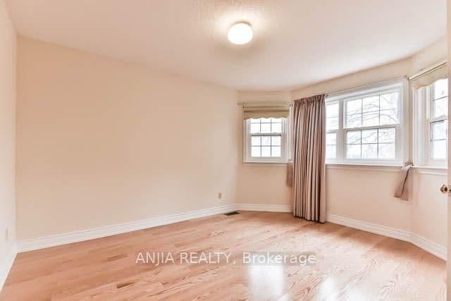 11 Berkeley Court thumbnail 14
