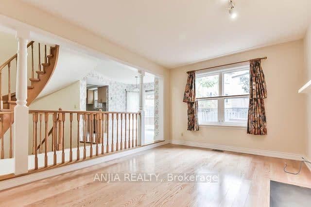 11 Berkeley Court thumbnail 6