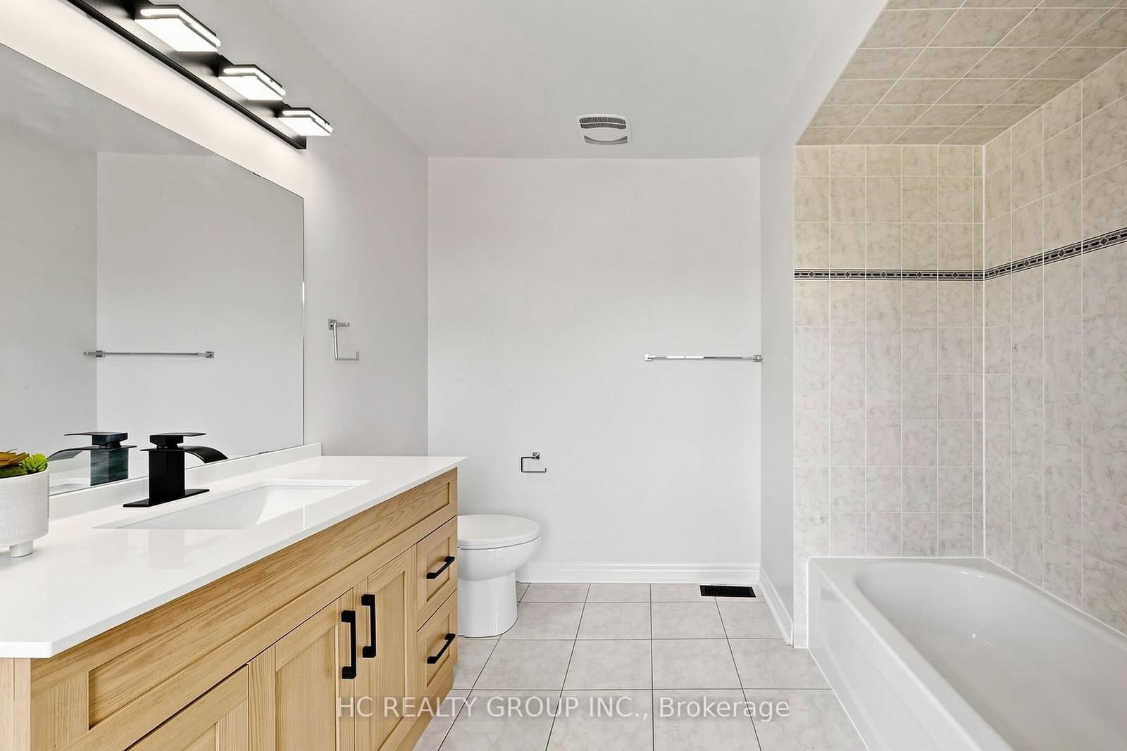 2 Apple Grove Court thumbnail 32