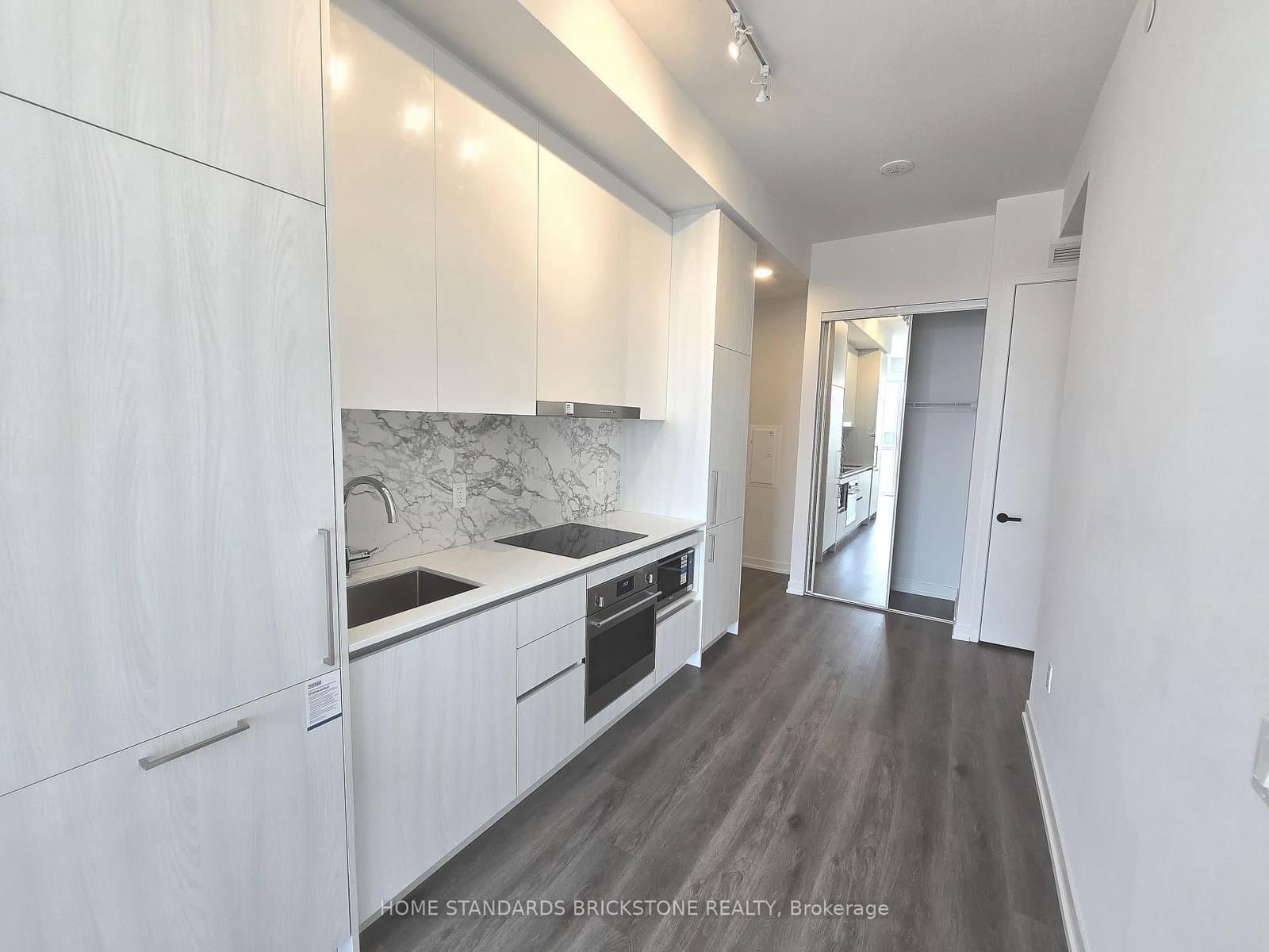 225 Commerce Street, Unit 3608 thumbnail 6