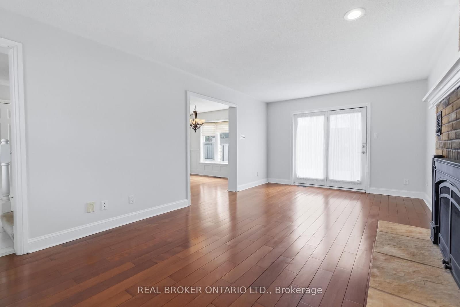 154 Brock Street E thumbnail 15