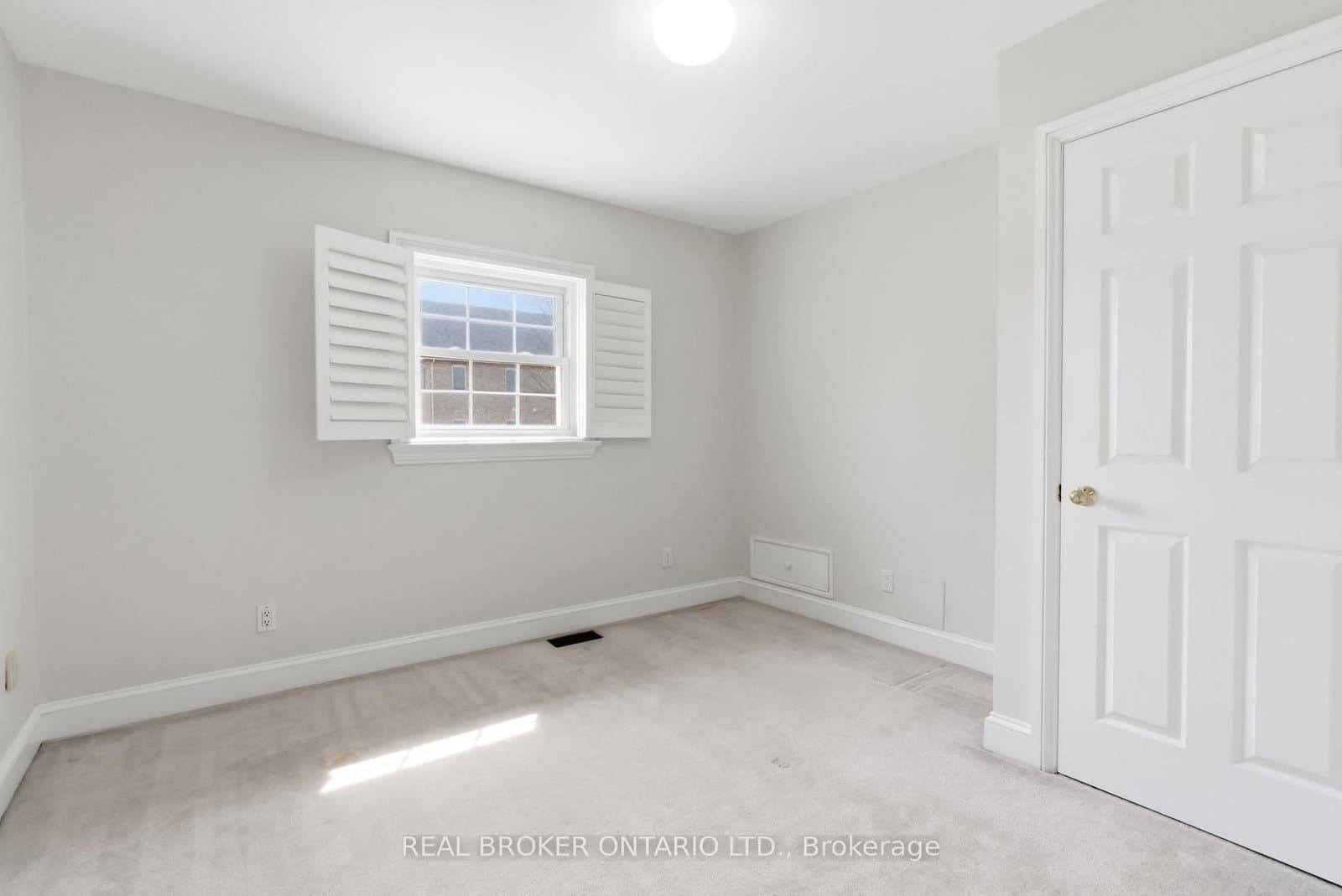154 Brock Street E thumbnail 33