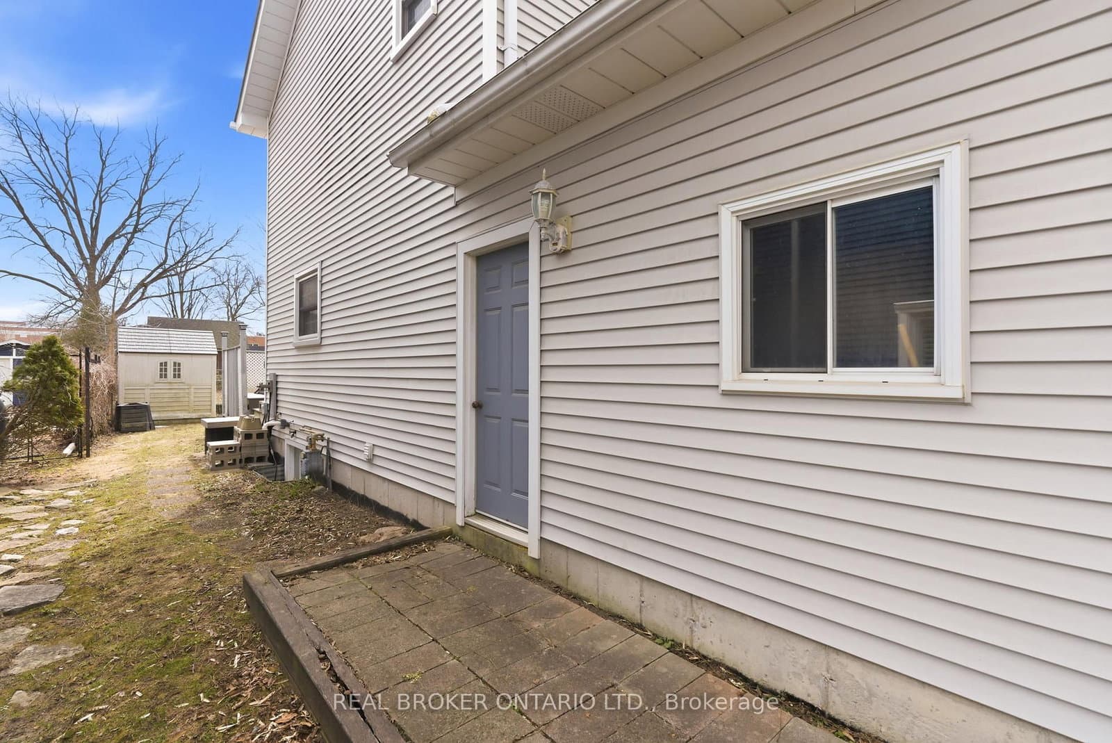154 Brock Street E thumbnail 49