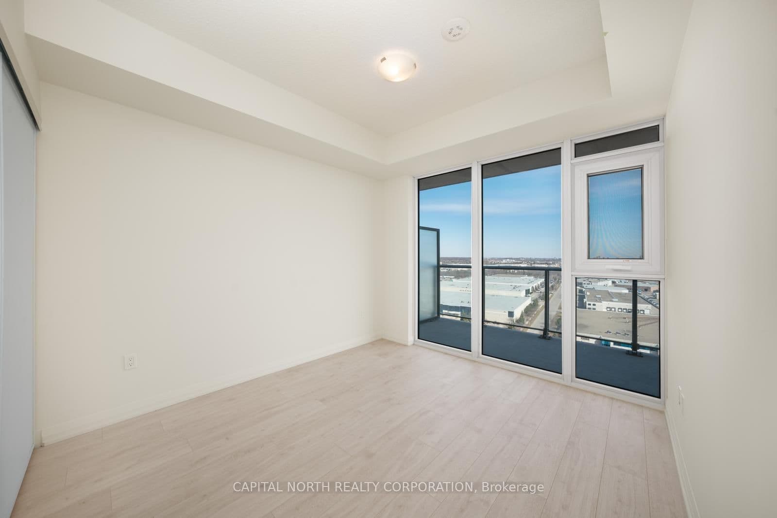 8960 Jane Street, Unit 1606 thumbnail 16