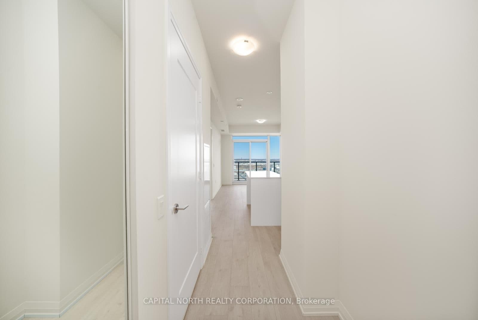 8960 Jane Street, Unit 1606 thumbnail 5