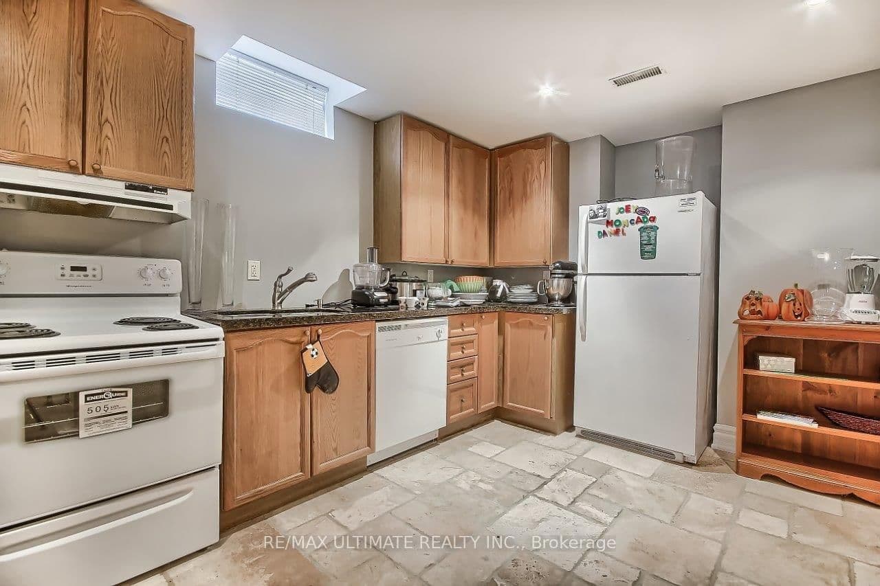 3 Cornerstone Road, Unit lower thumbnail 2