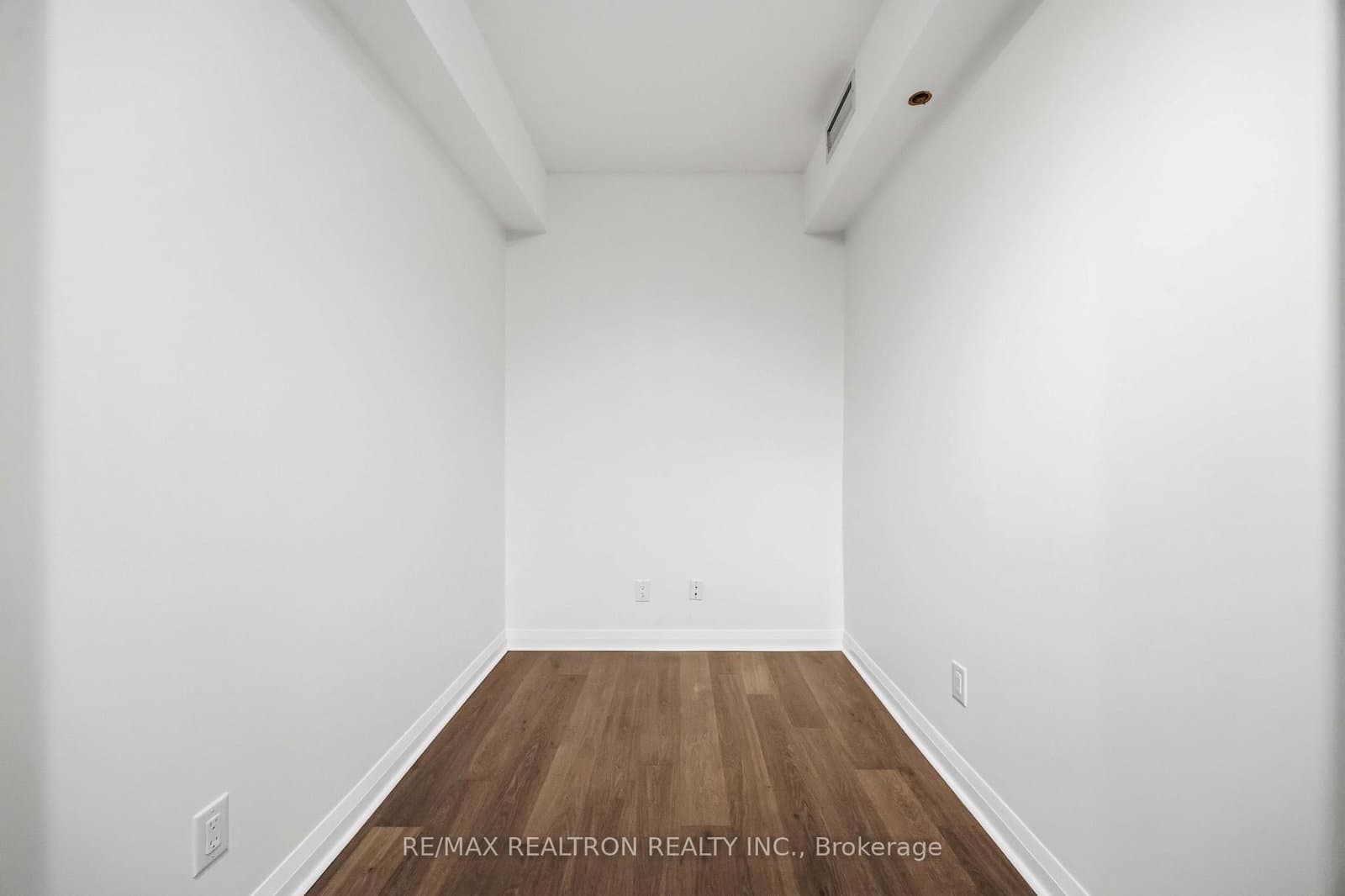 55 Oneida Crescent, Unit 1904 thumbnail 18