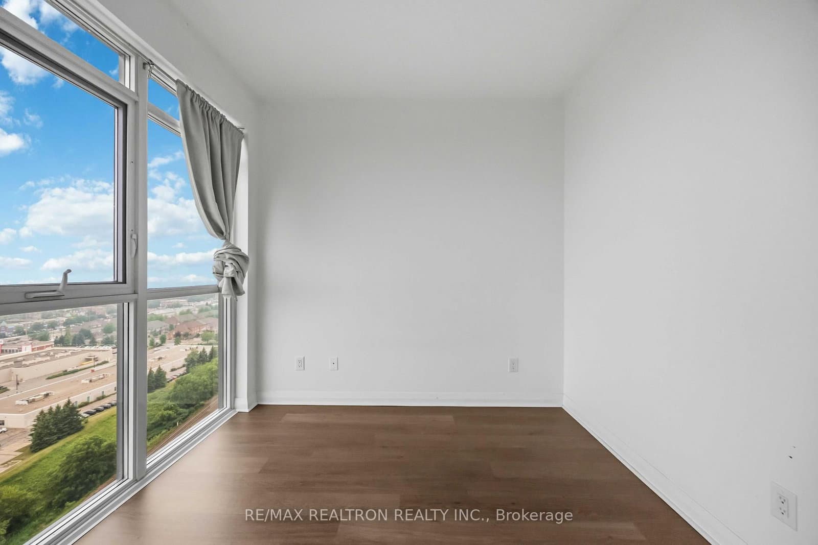 55 Oneida Crescent, Unit 1904 thumbnail 28